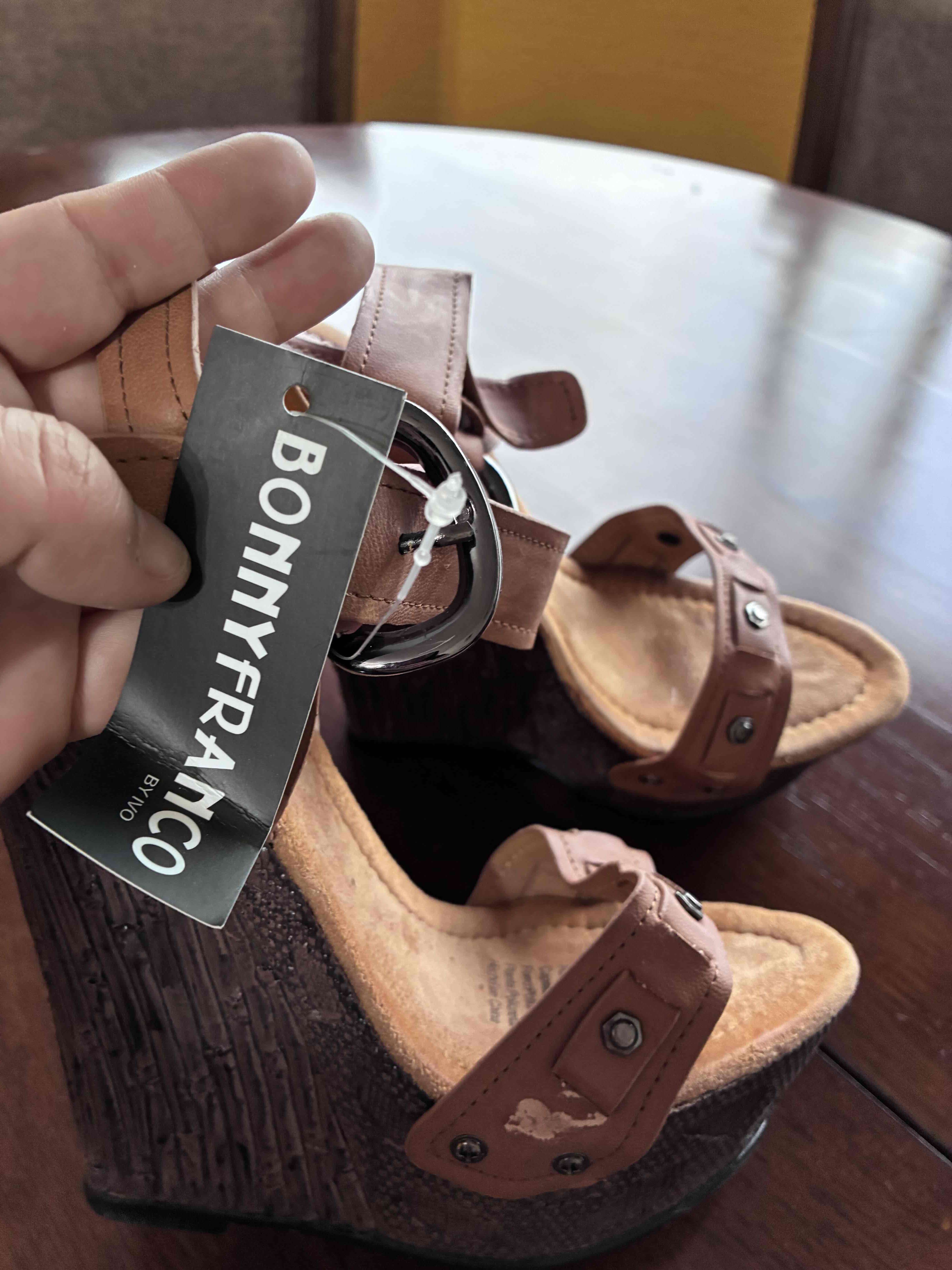 Sandalias plataforma café Bonnyfranco - miniatura 3