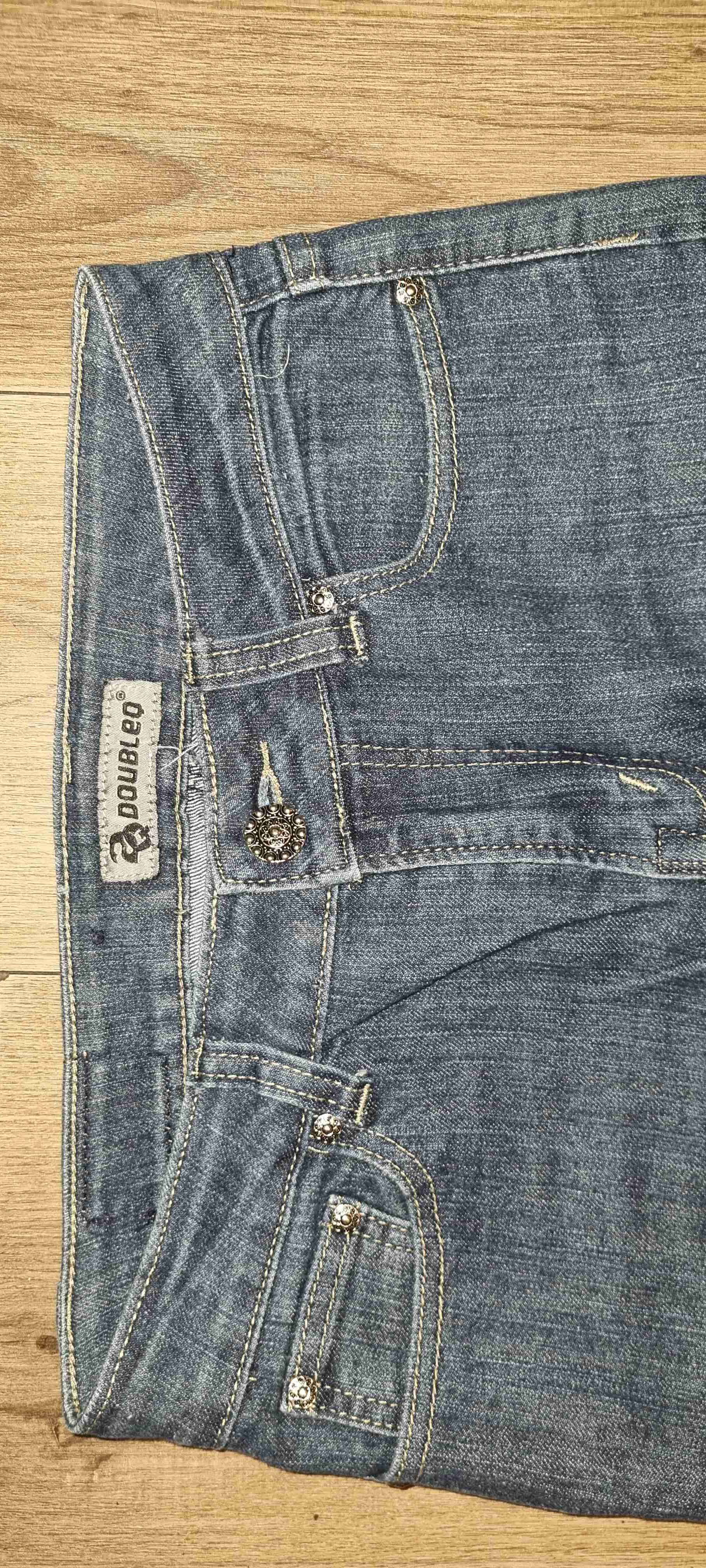 Jeans azul clásico - miniatura 4