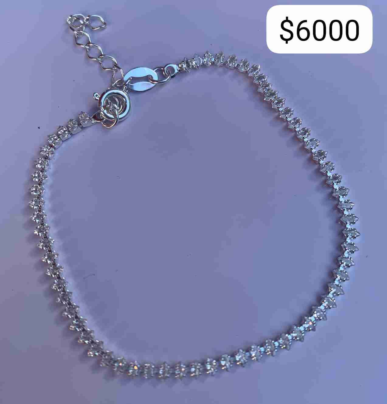 Pulsera con flores y perlas - miniatura 3