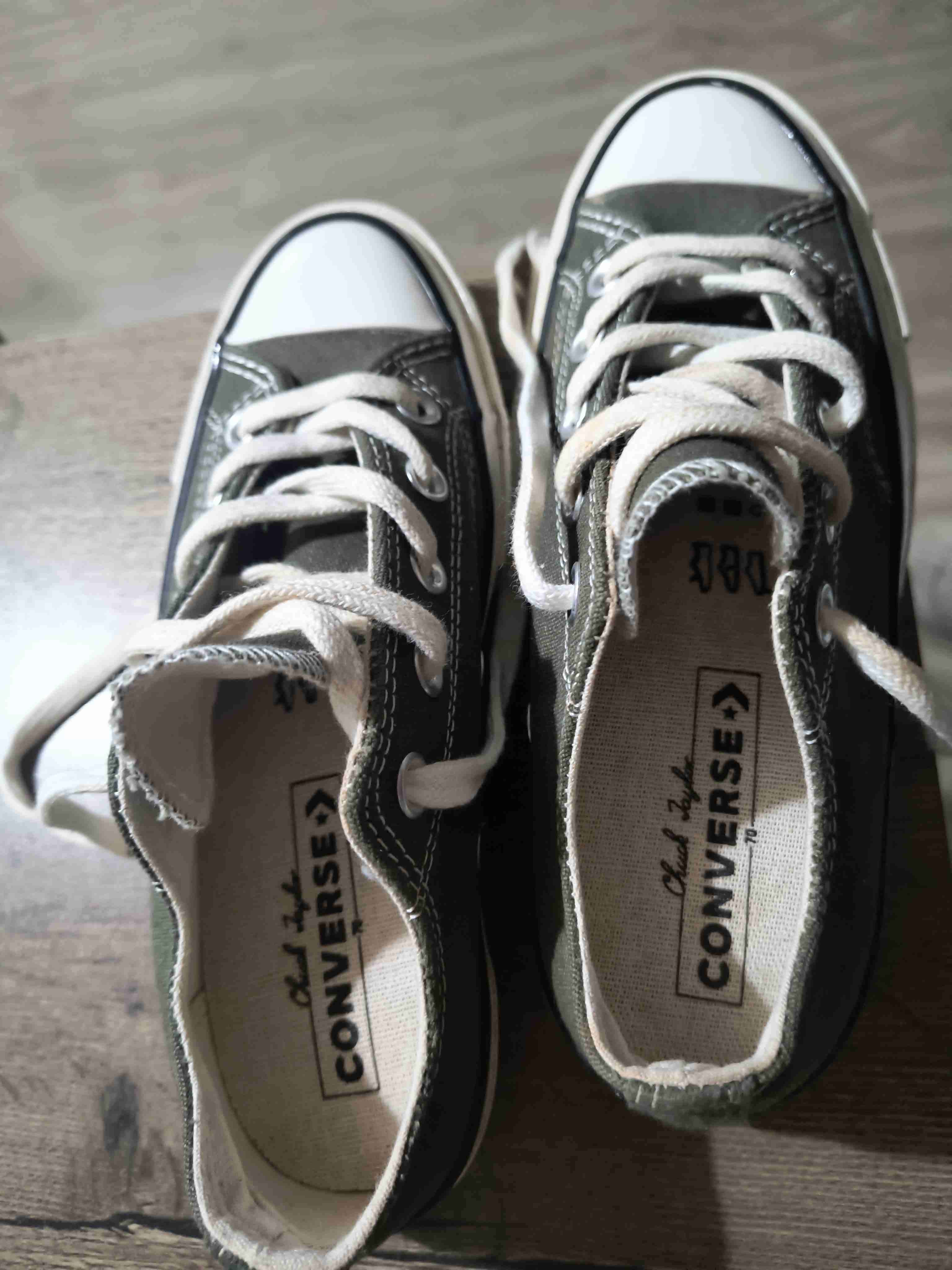 Zapatillas deportivas marca Converse verde olivo - miniatura 2