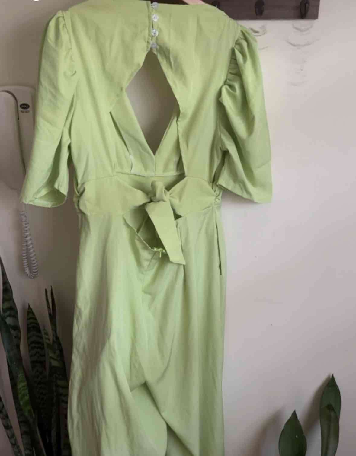 Enterito  verde claro con mangas - miniatura 2