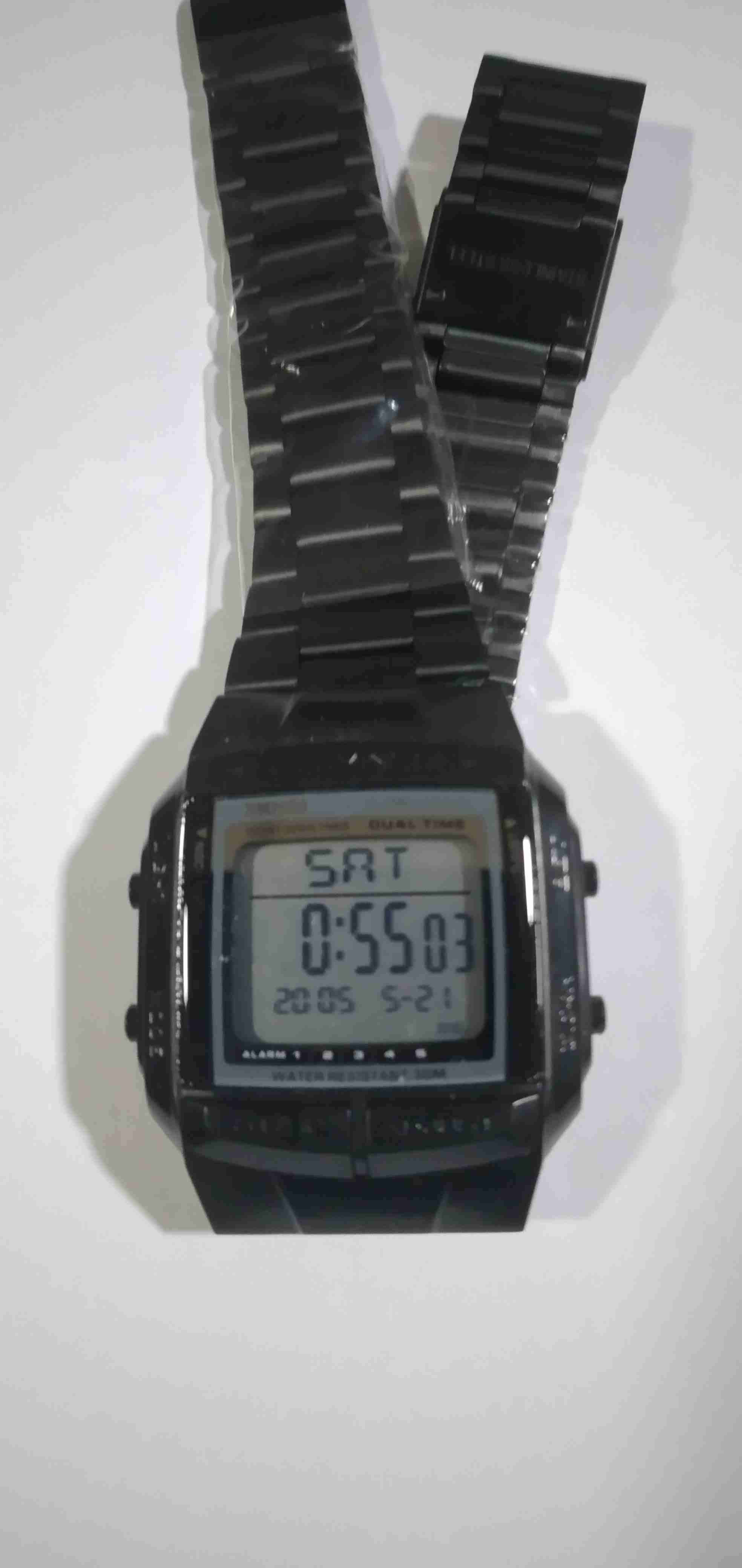 Reloj digital negro resistente al agua - miniatura 1