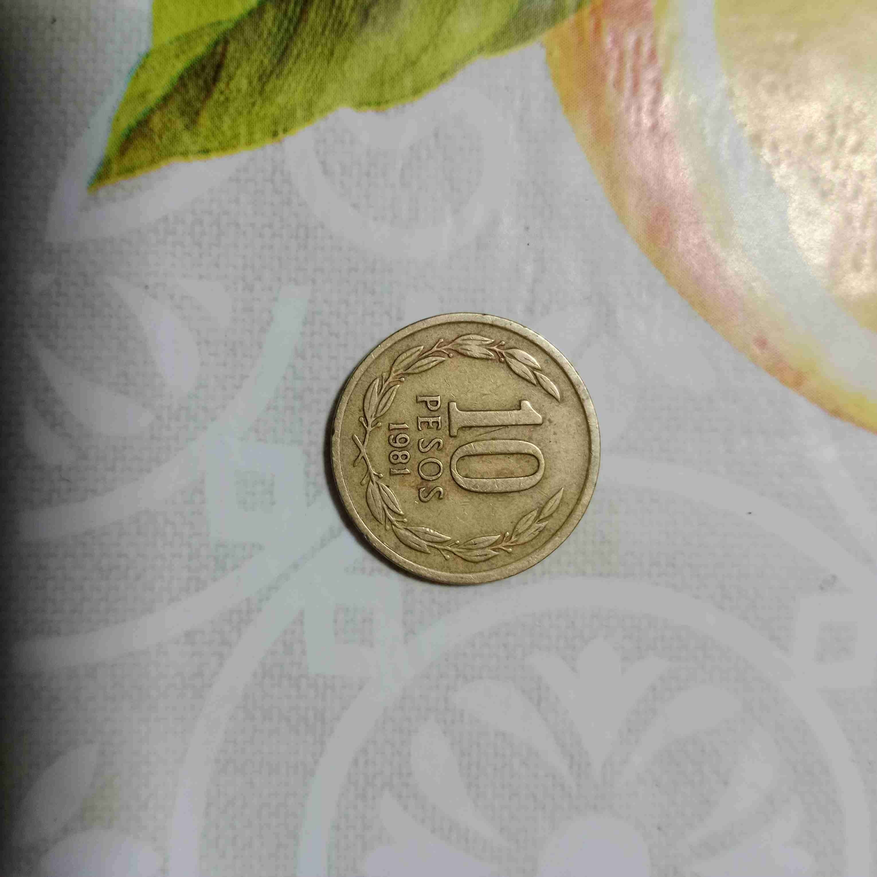 Moneda chilena 10 pesos 1981 - miniatura 1