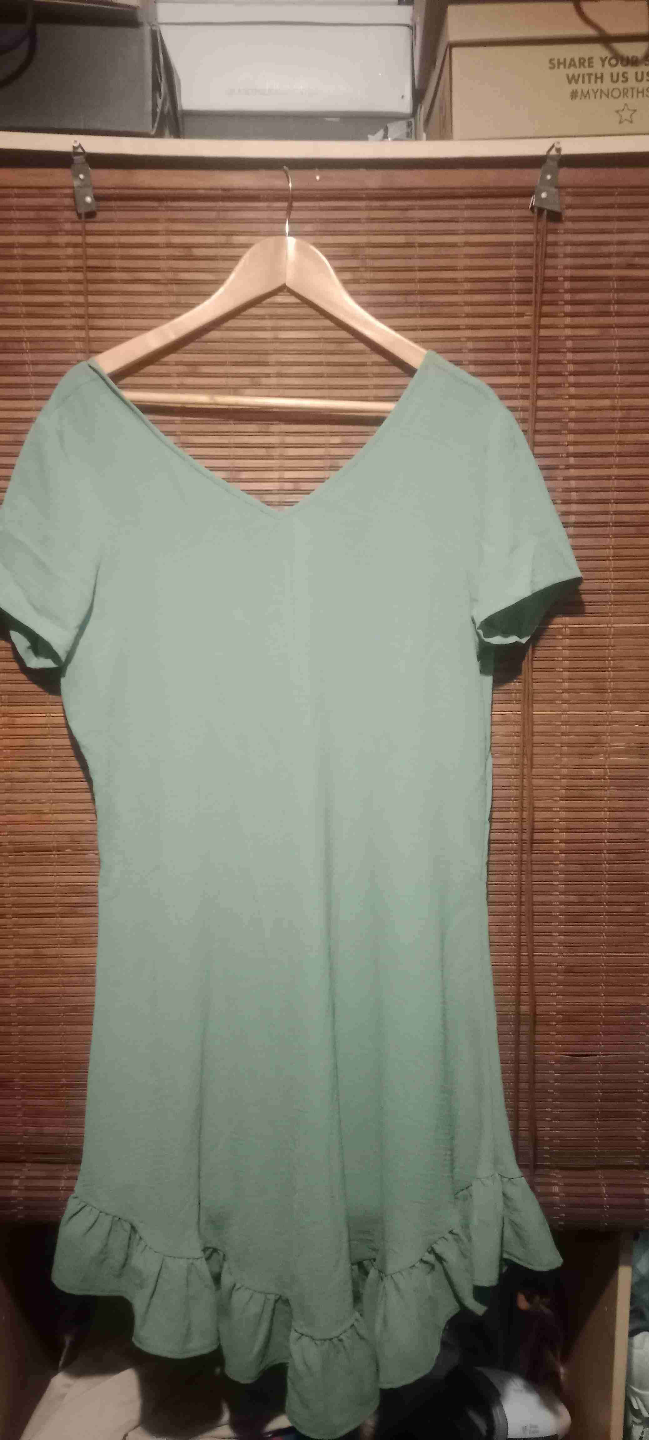 Vestido verde con estampado - miniatura 2