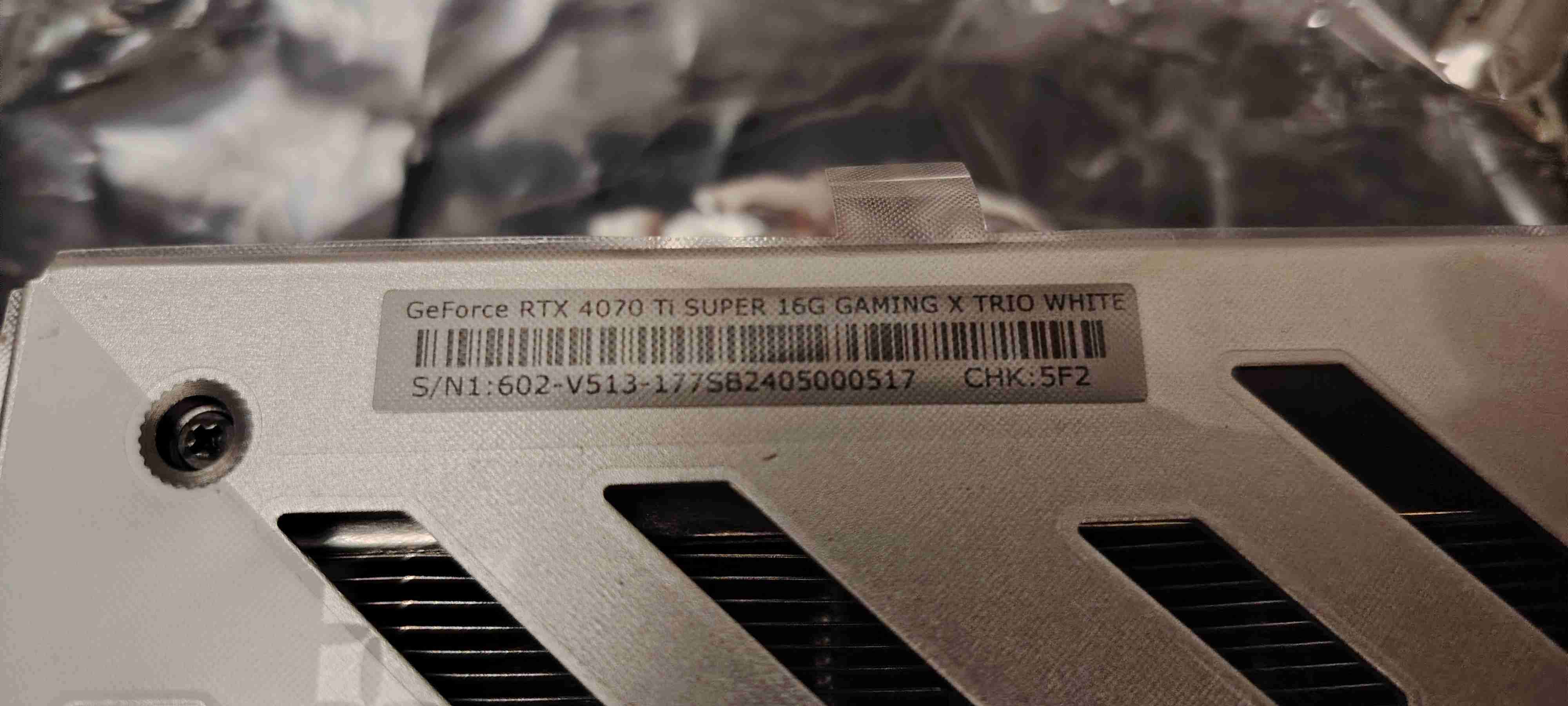 Tarjeta gráfica MSI 4070 RTX 16GB super - miniatura 3