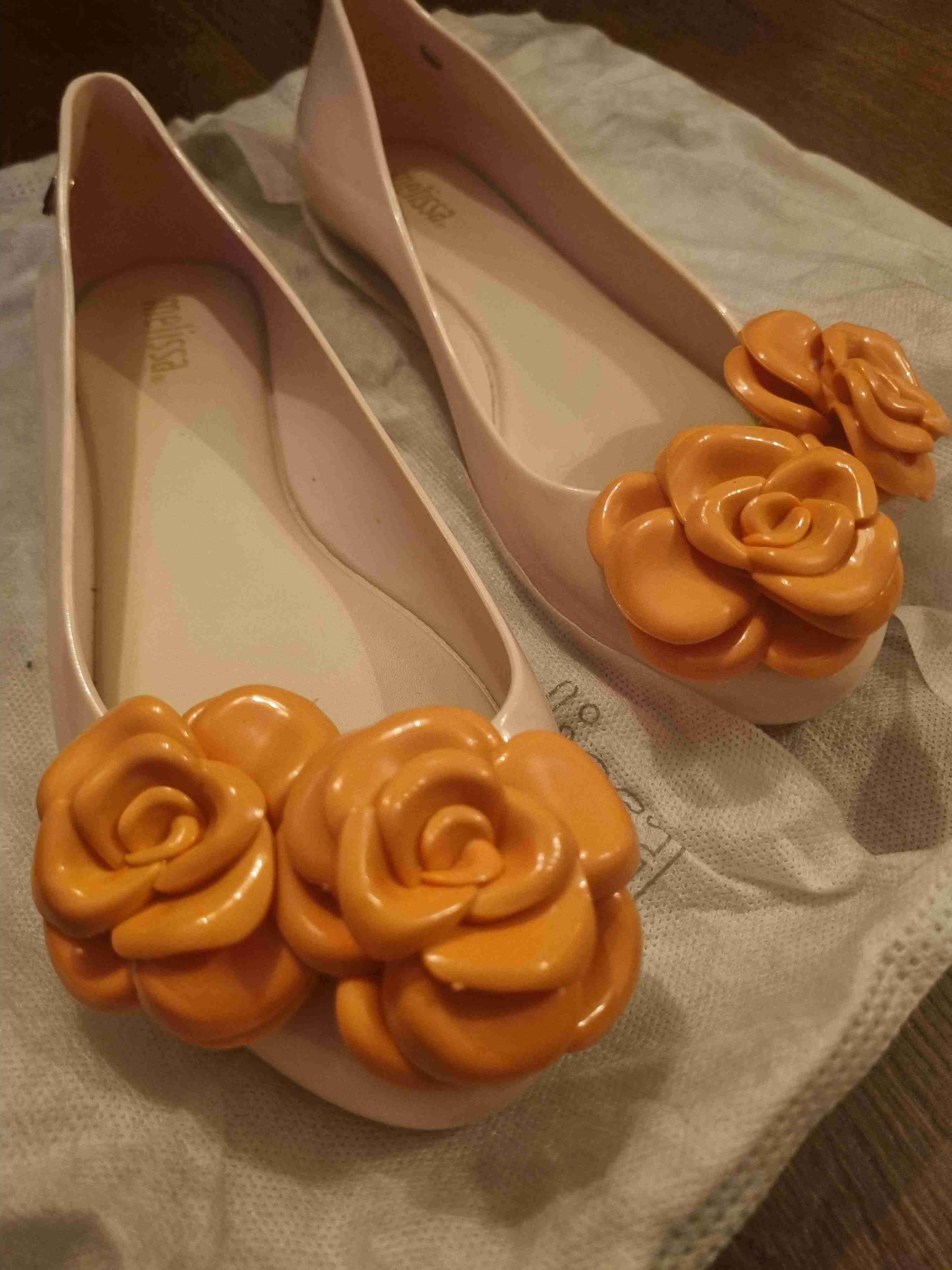 Zapatos Melissa planos beige con flores - miniatura 2