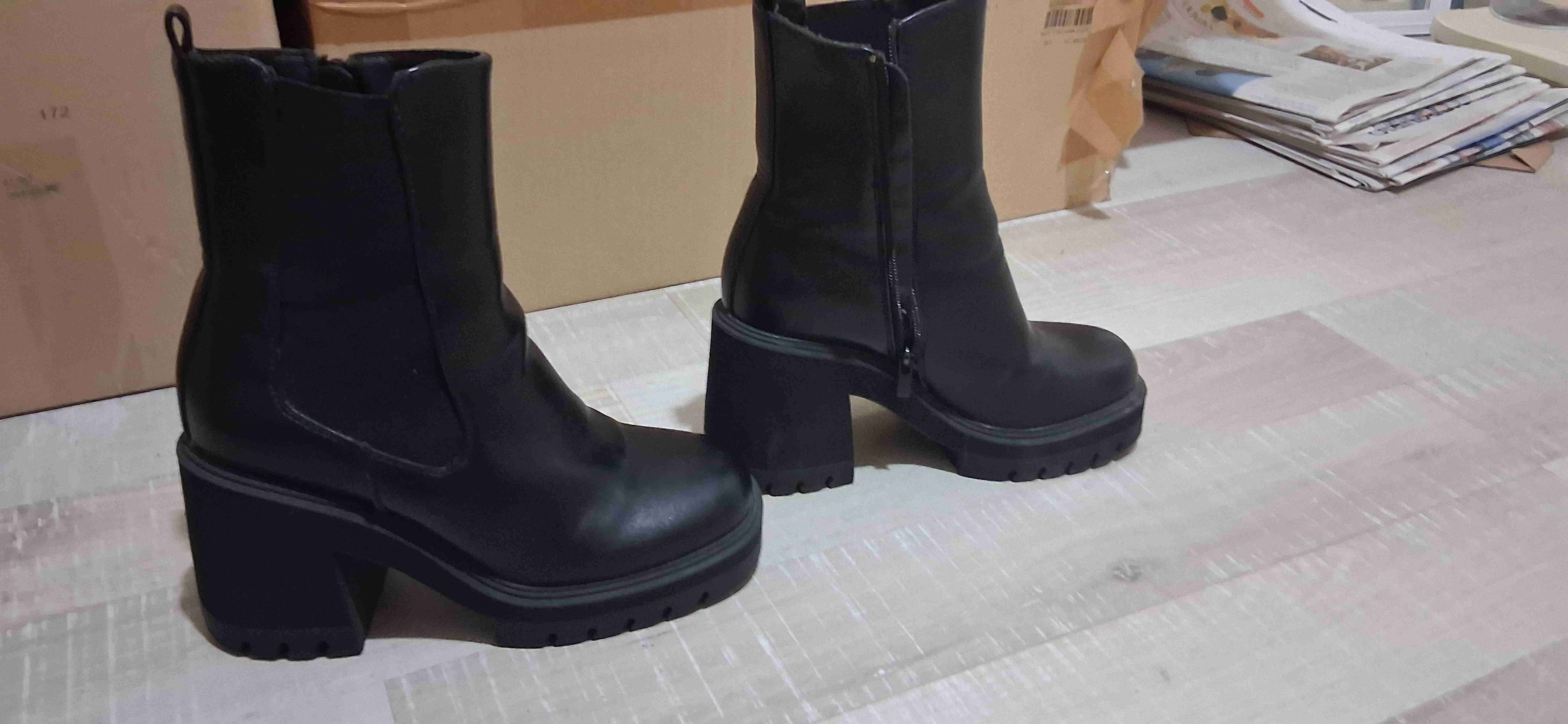 Botines bata negros con plataforma - miniatura 3