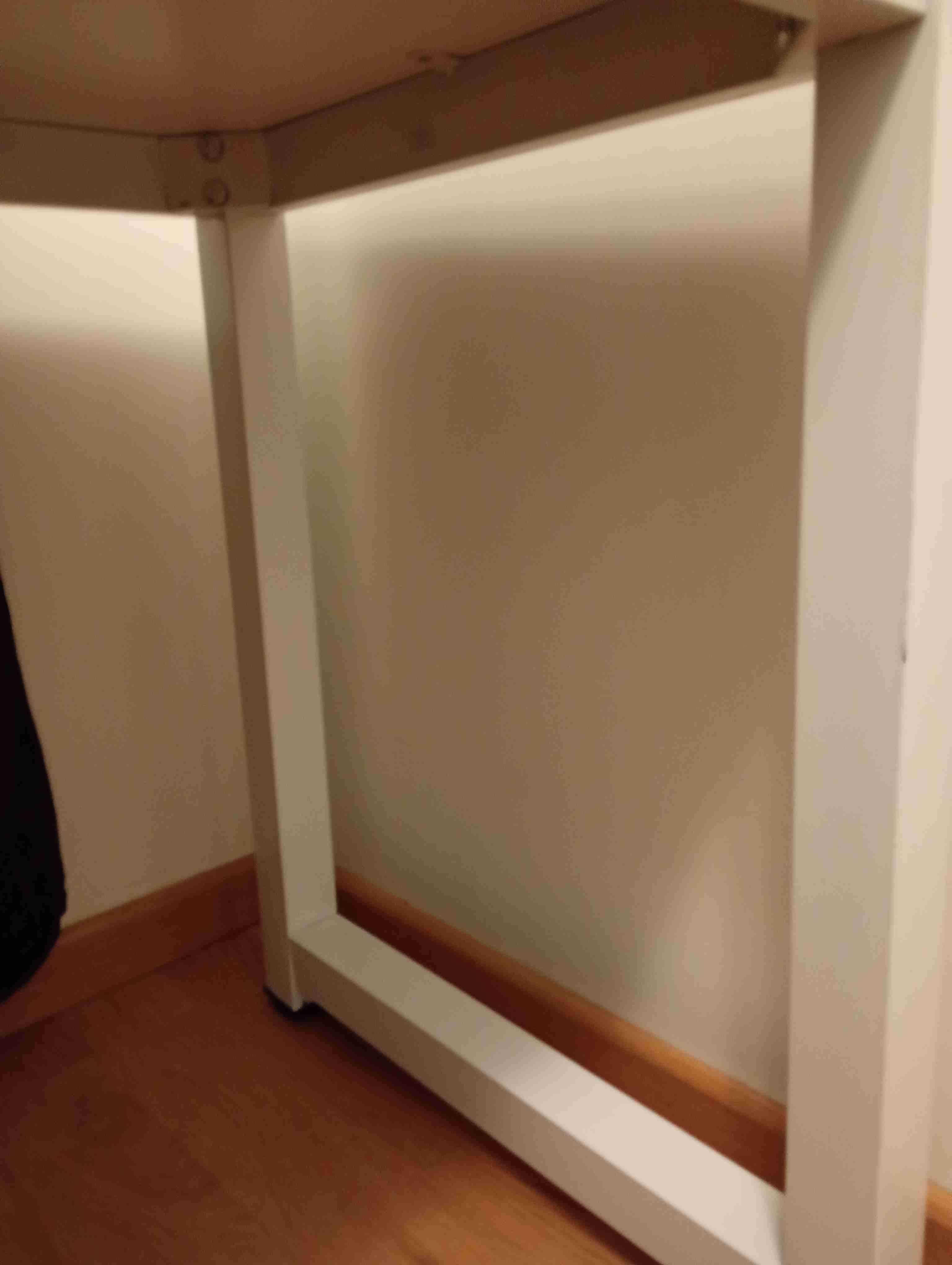 Escritorio blanco - miniatura 2