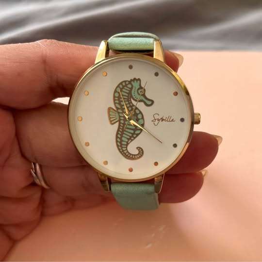 Reloj pulsera con caballito de mar - miniatura 1