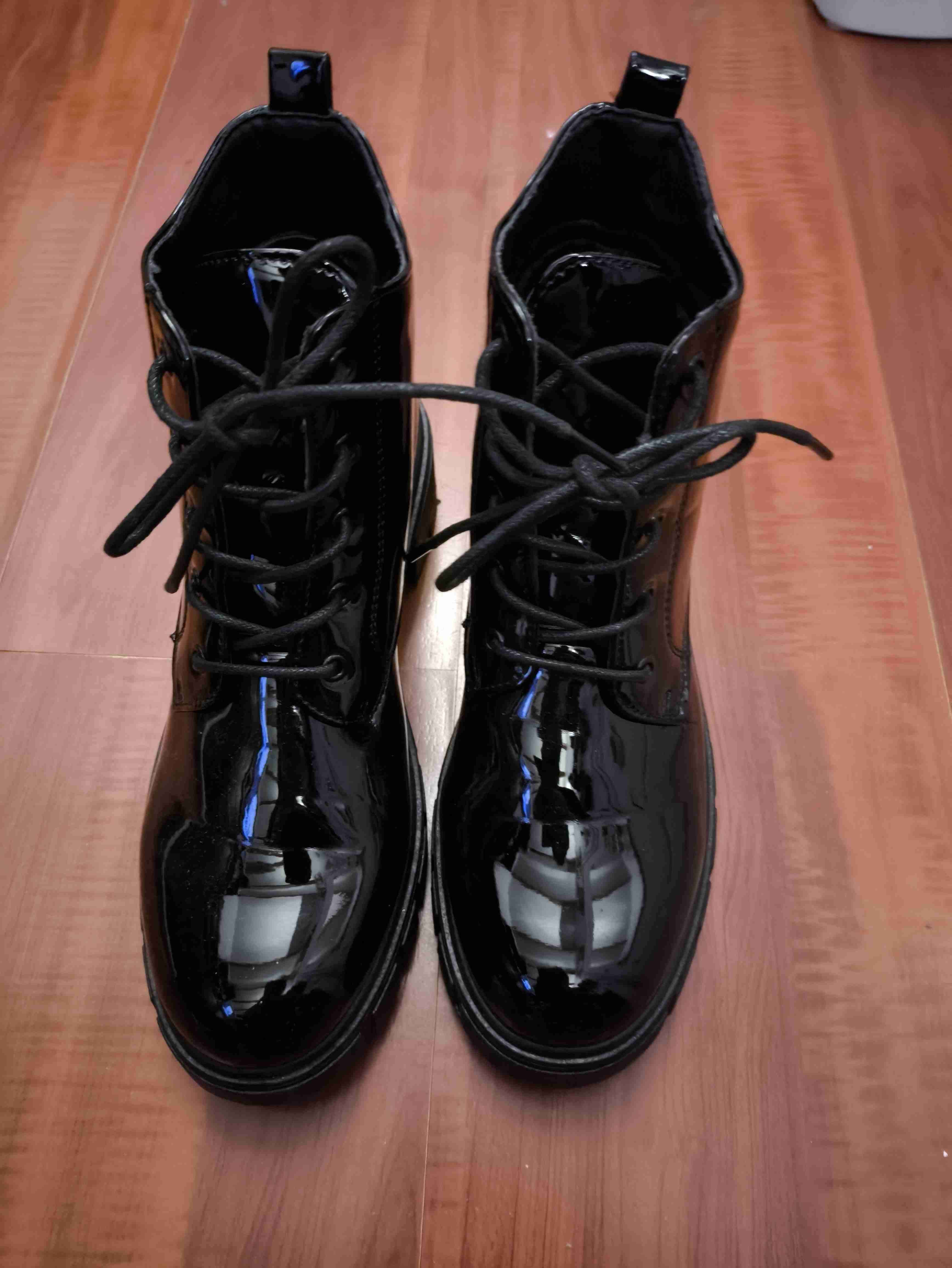 Botas negras charol brillantes - miniatura 1