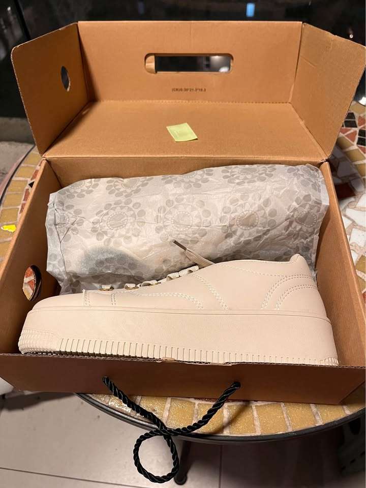 Zapatillas mujer color beige (nuevas) - miniatura 1