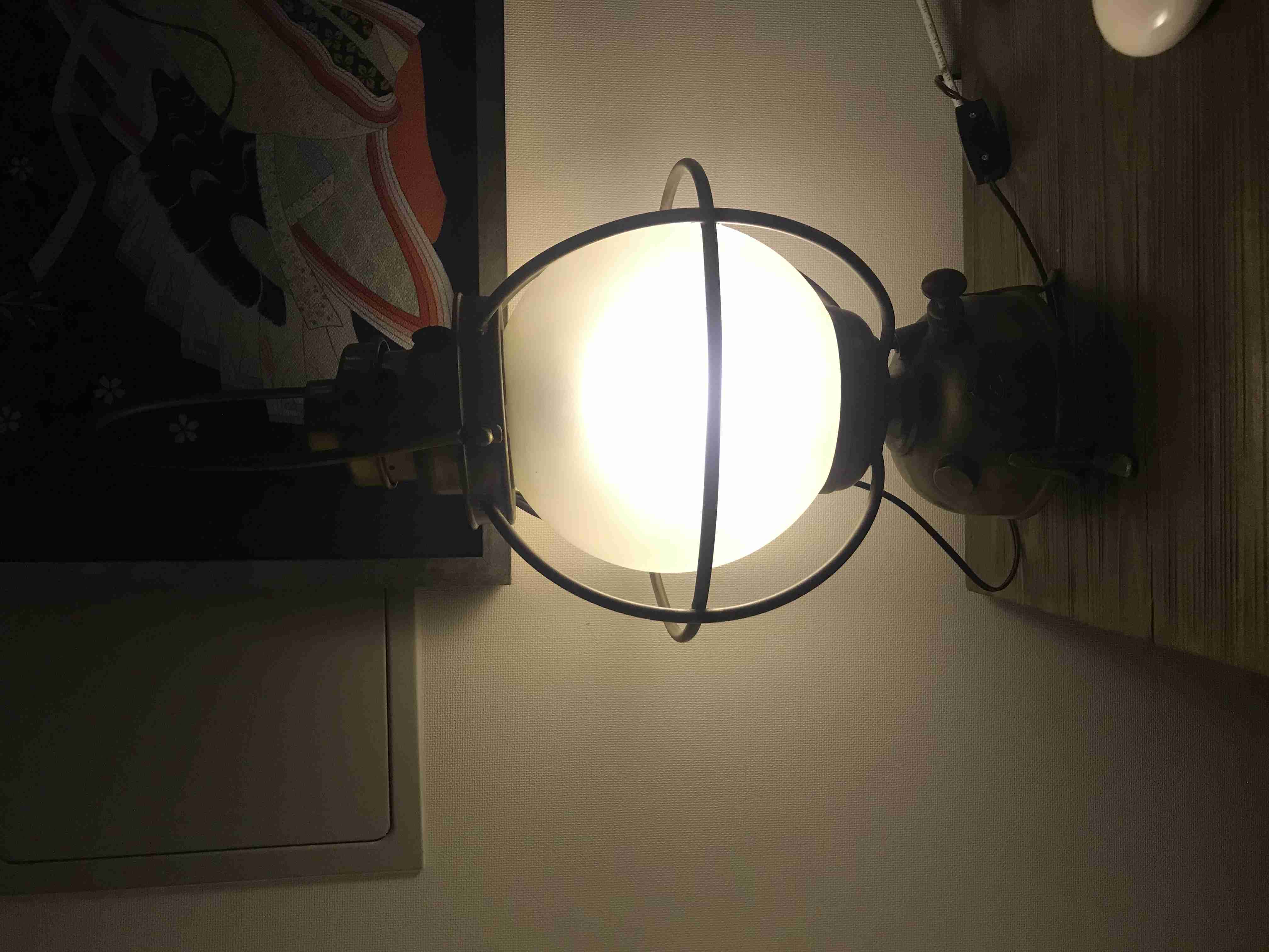 Lámpara de sobremesa de bronce - miniatura 1