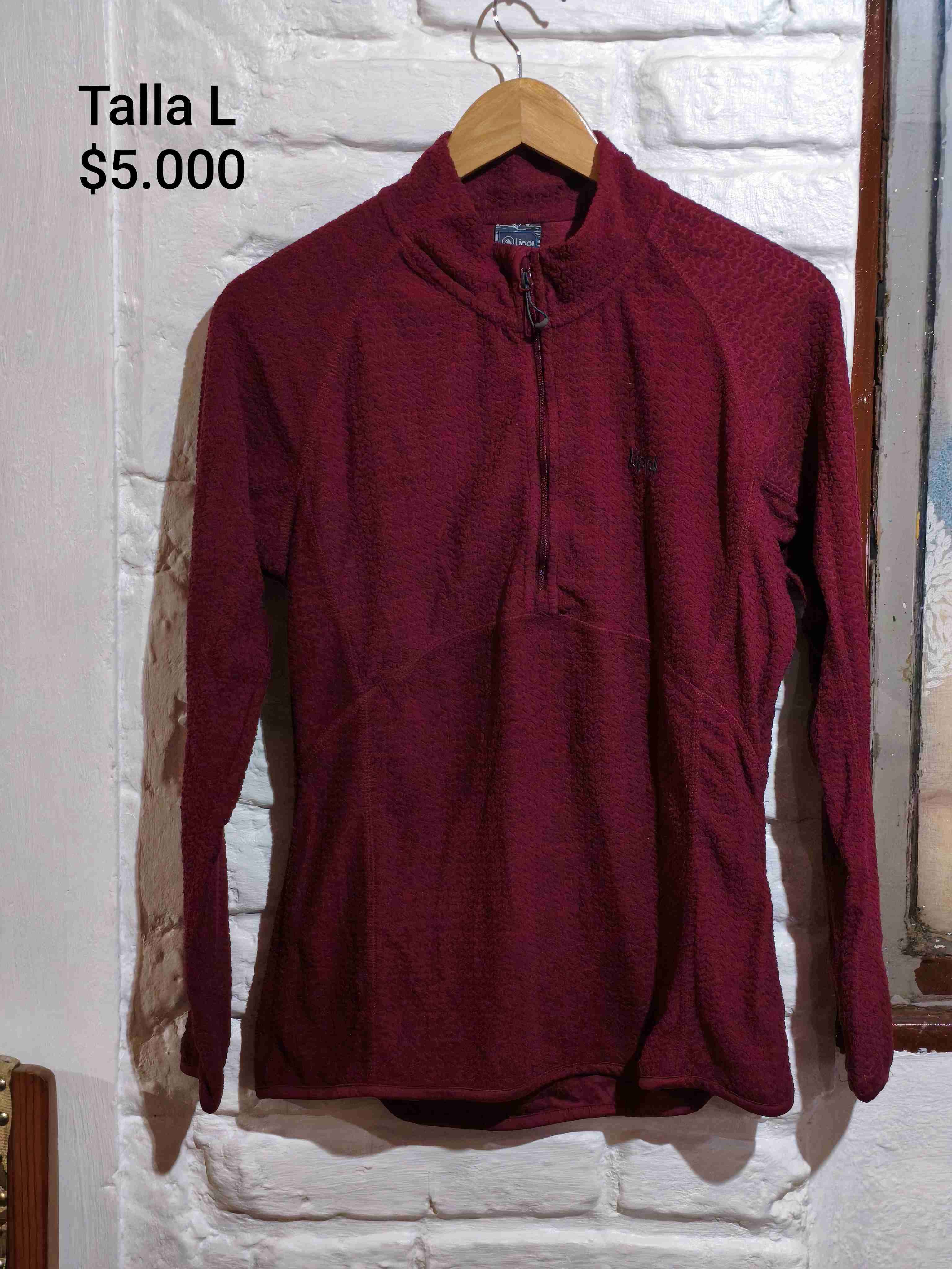 Polerón burdeos con cierre