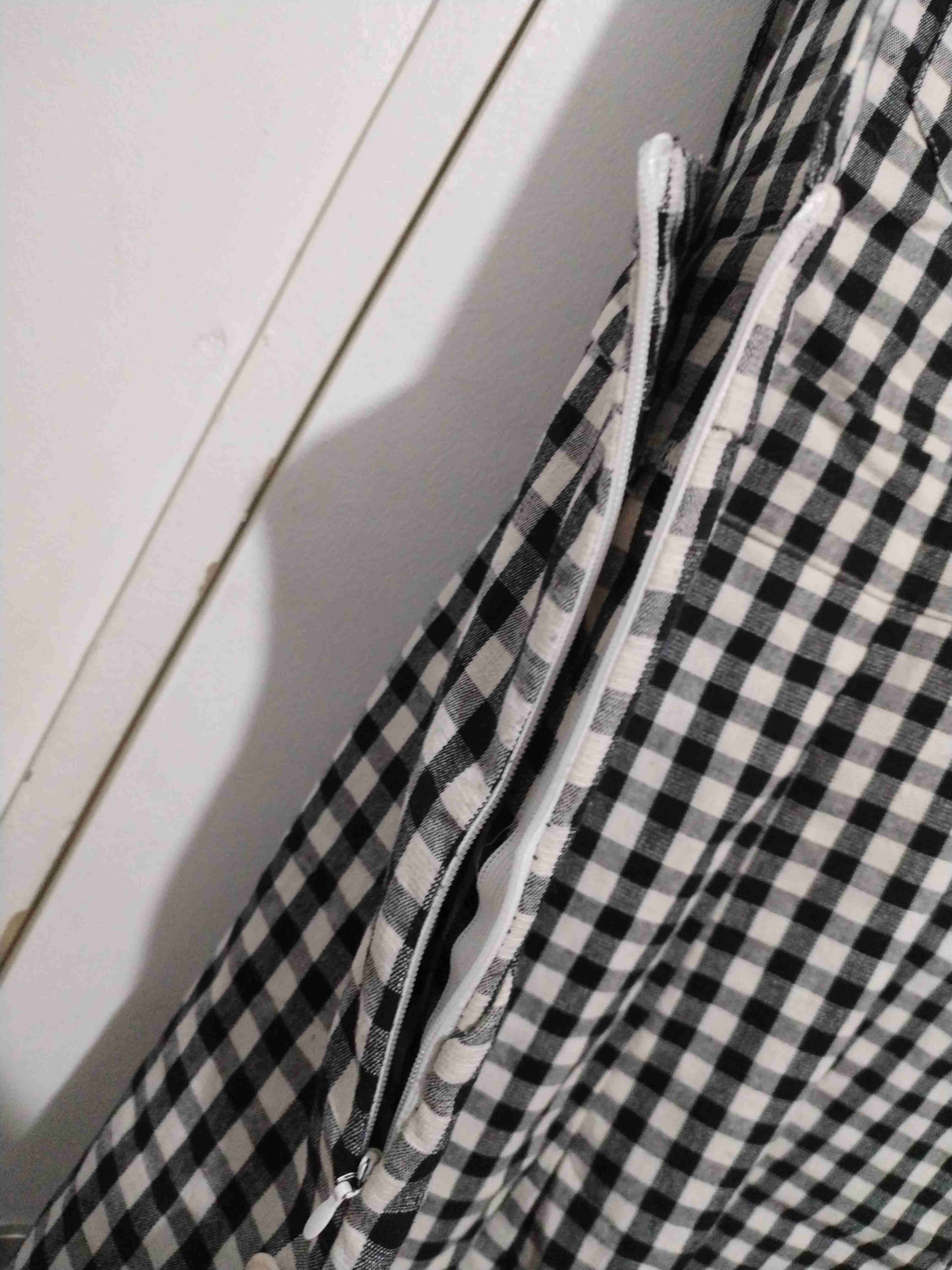 Overall de cuadros blanco y negro - miniatura 2