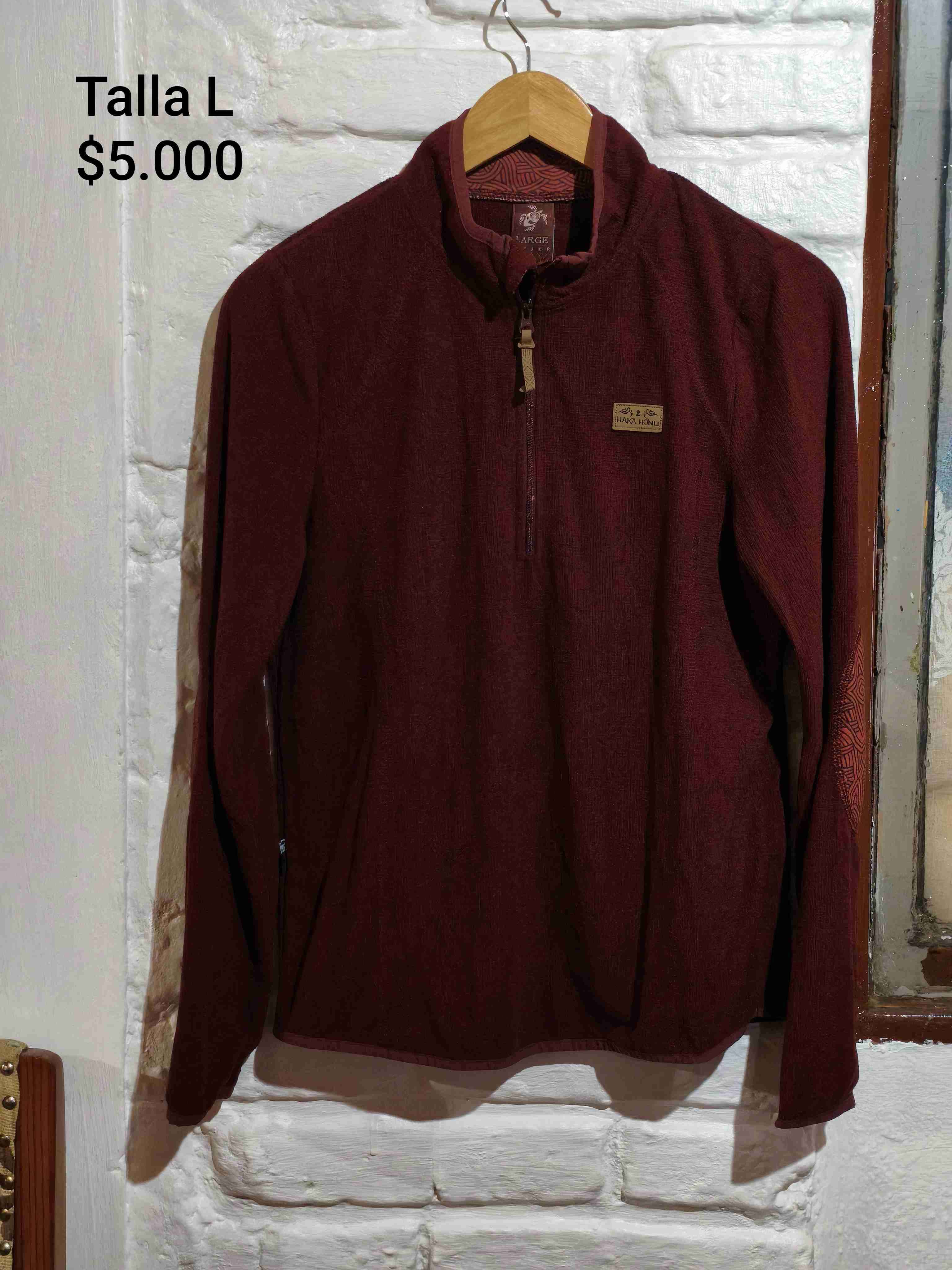 Polerón burdeos con cierre