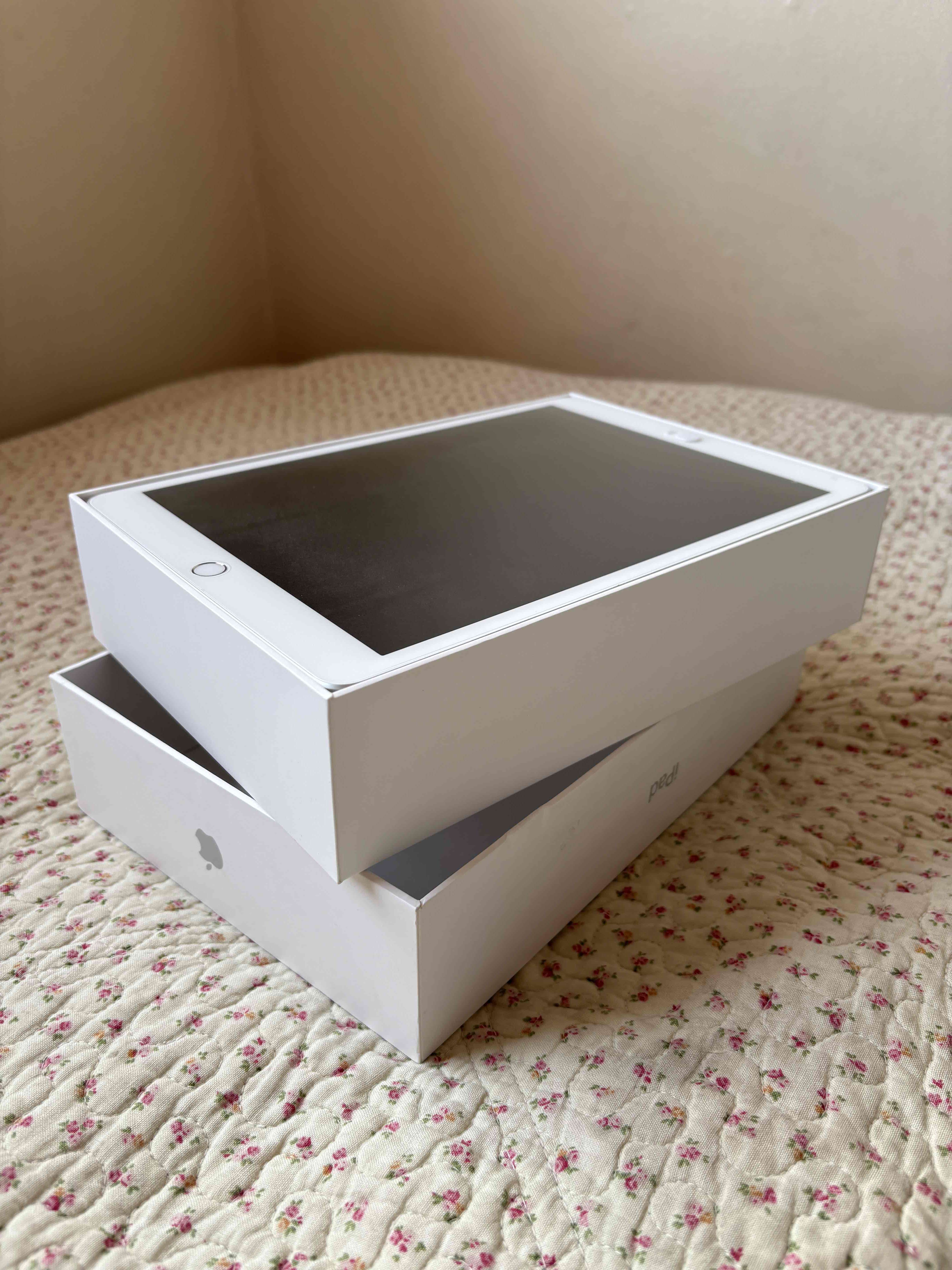 iPad 7ma generación de 32gb - miniatura 1