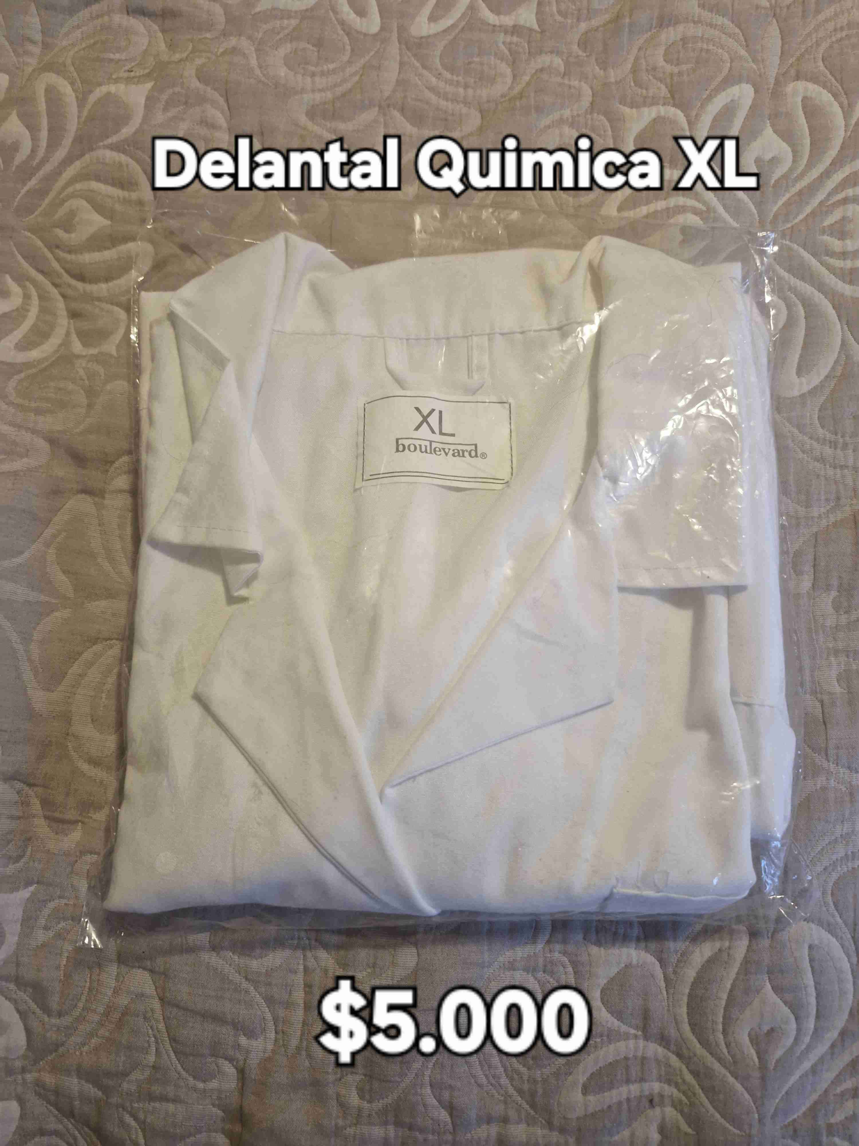 Ukulele Freeman rojo con estuche - miniatura 3