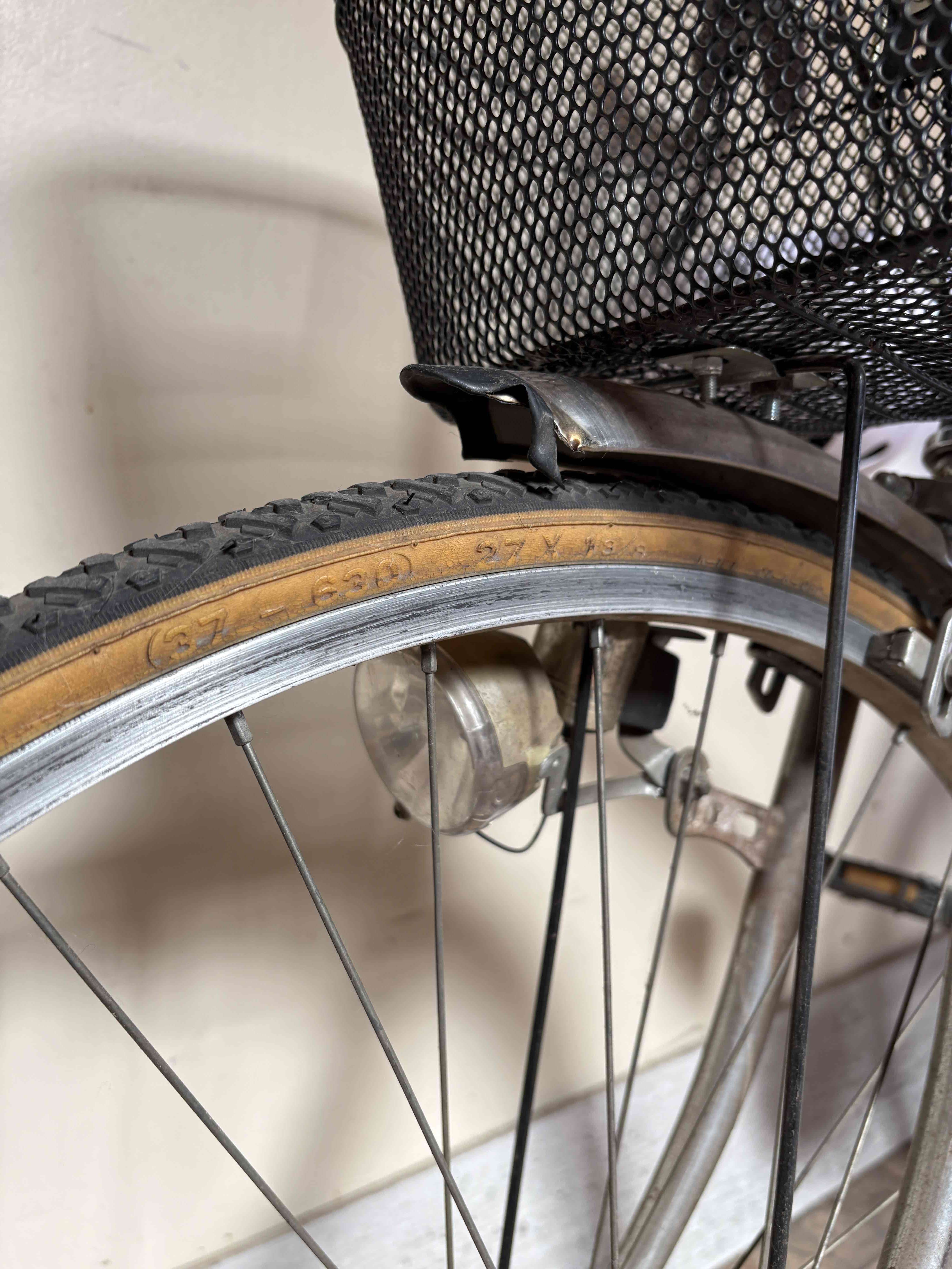 Bicicleta de paseo con canasto - miniatura 6