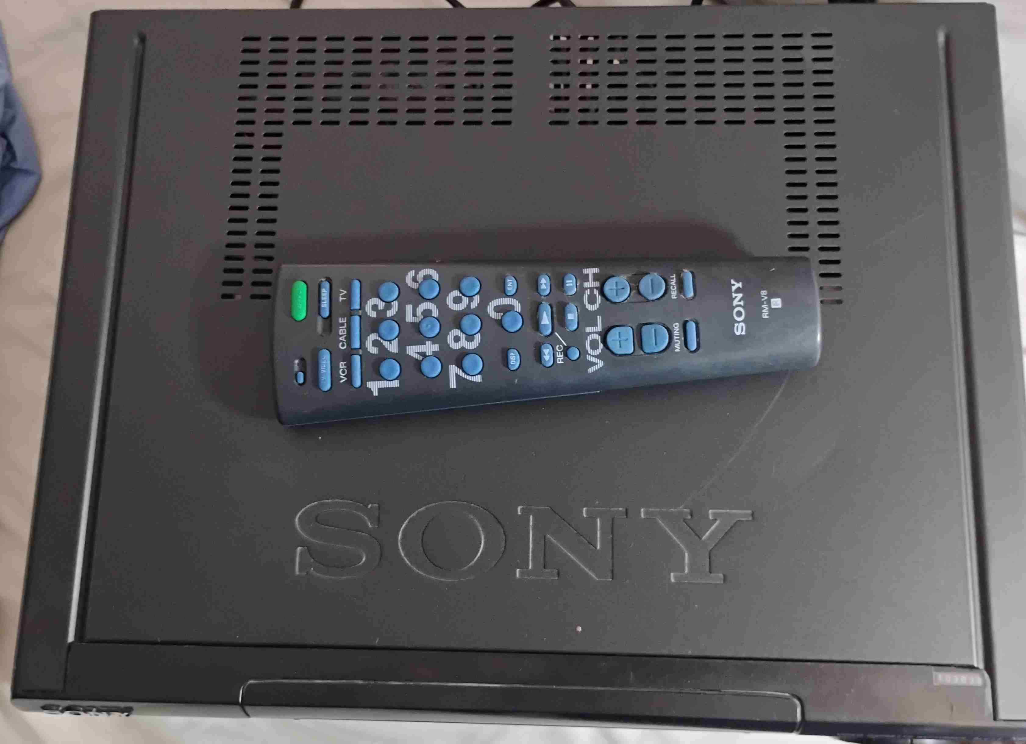 Reproductor VHS Sony Tri Logic - miniatura 3