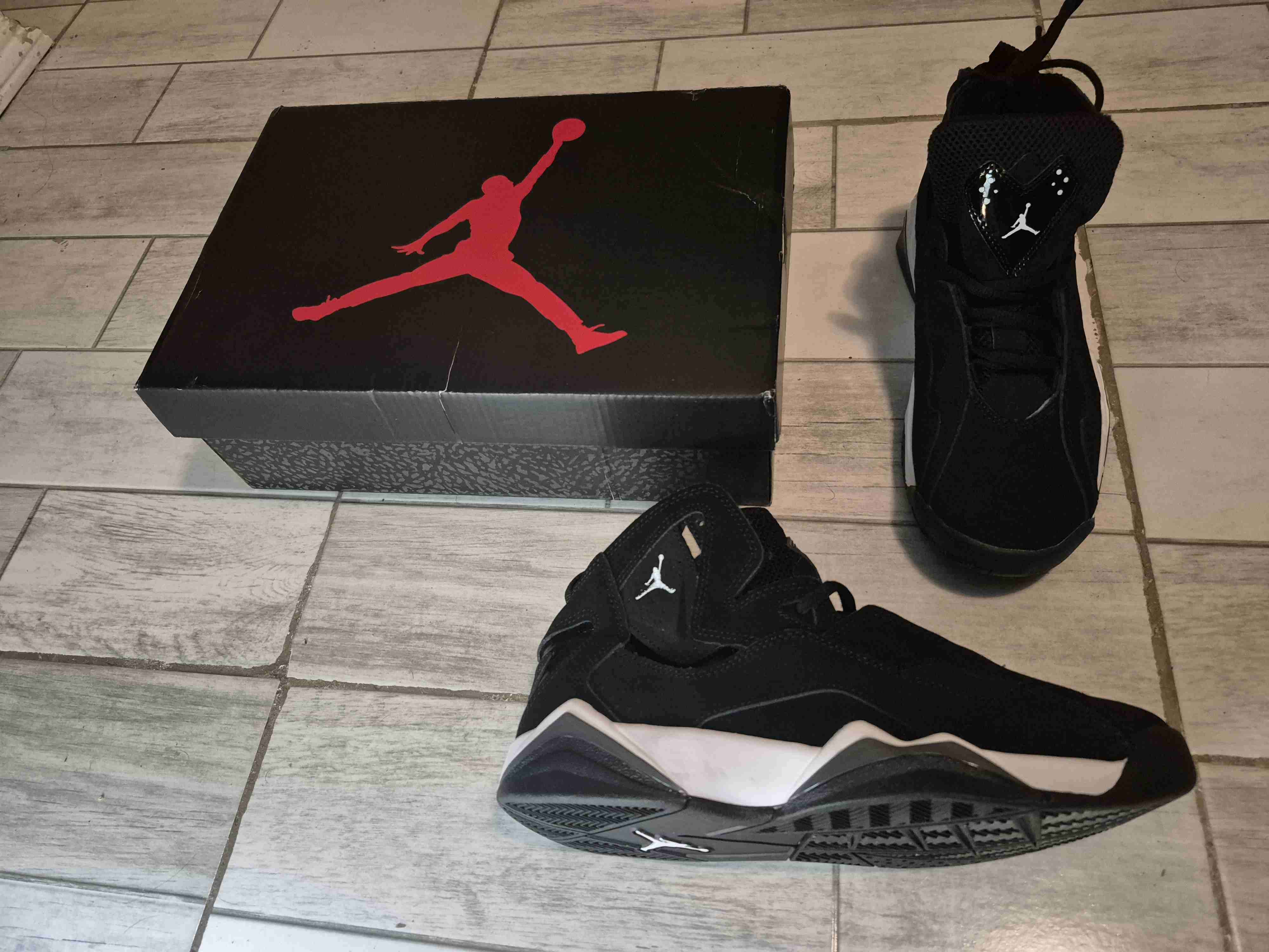 🔥zapatillas jordan negras estilo basket- con caja🔥 - miniatura 6