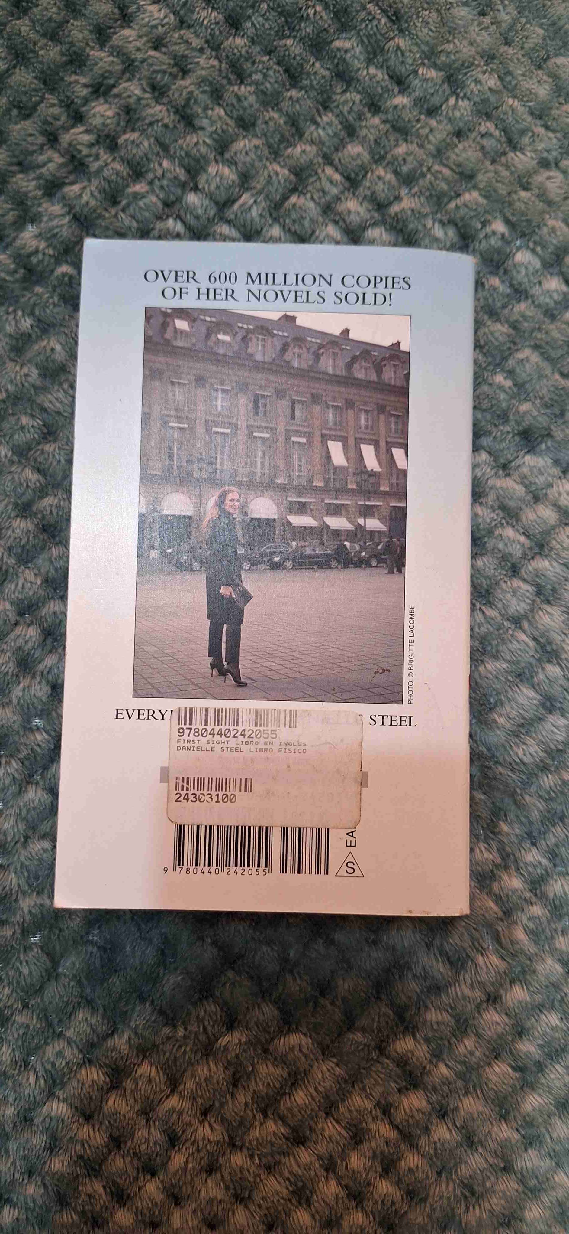 Libro 'First Sight' de Danielle Steel - miniatura 2