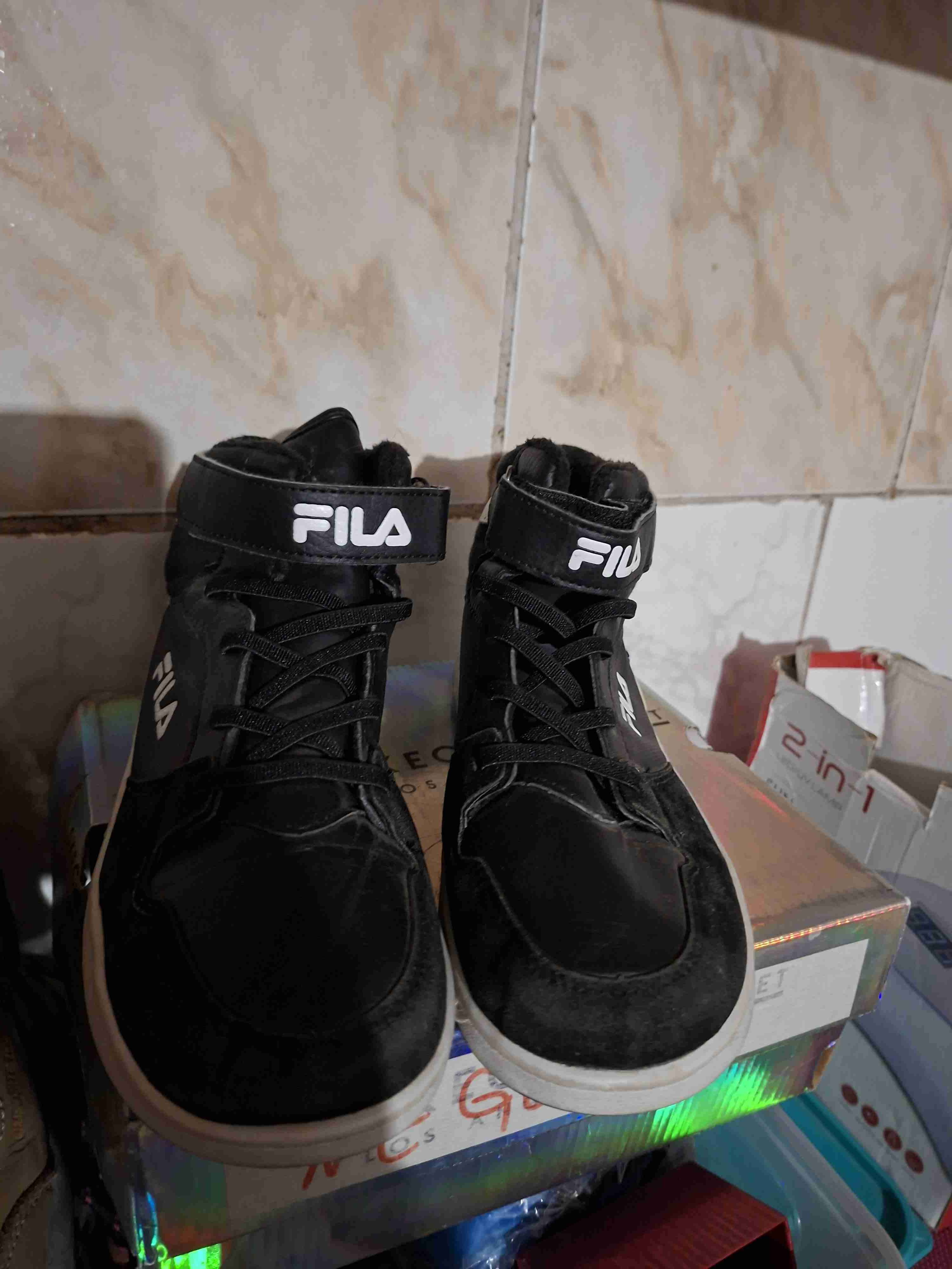 Zapatillas negras Fila - miniatura 1