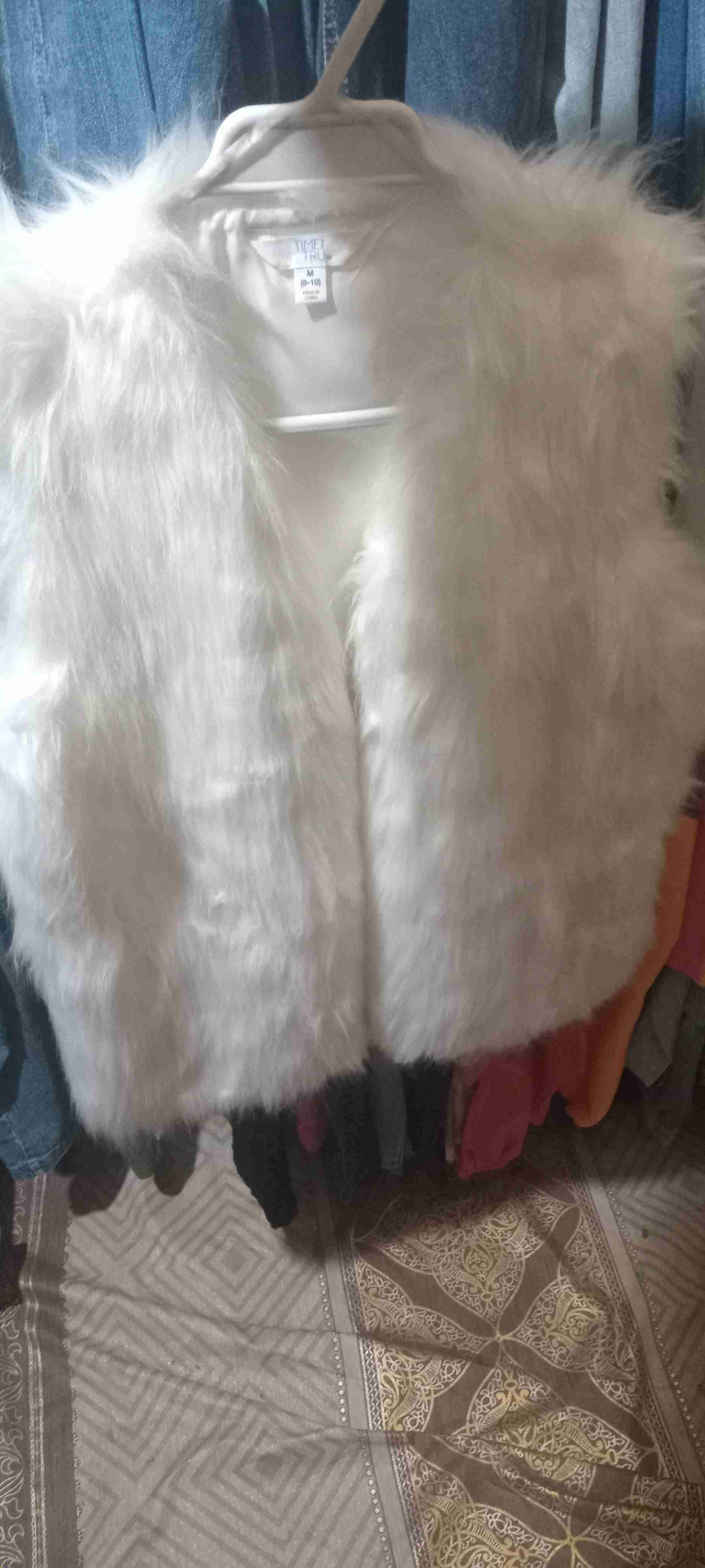 Chaleco de piel sintética blanco