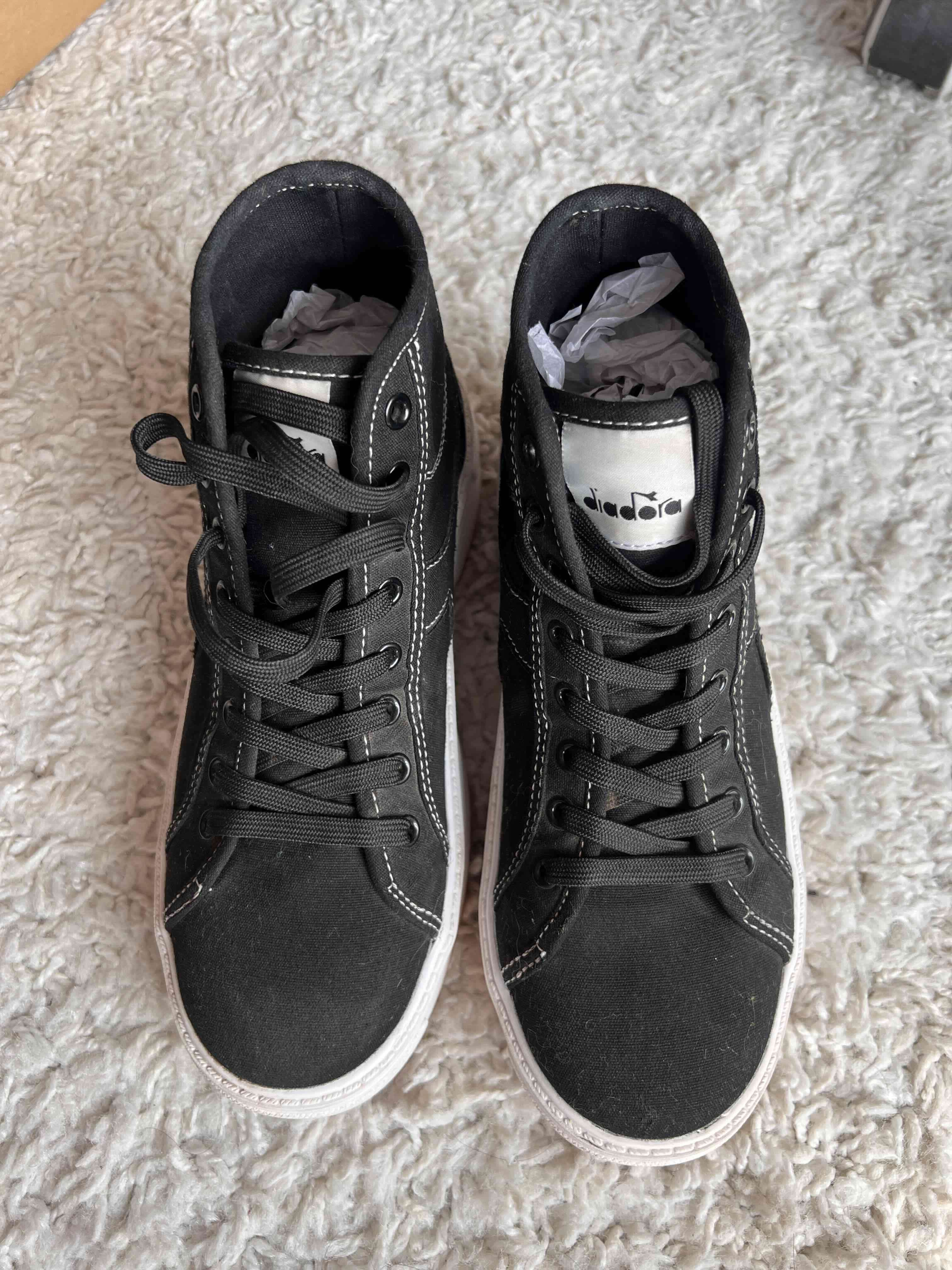 Zapatillas negras urbanas Diadora - miniatura 2