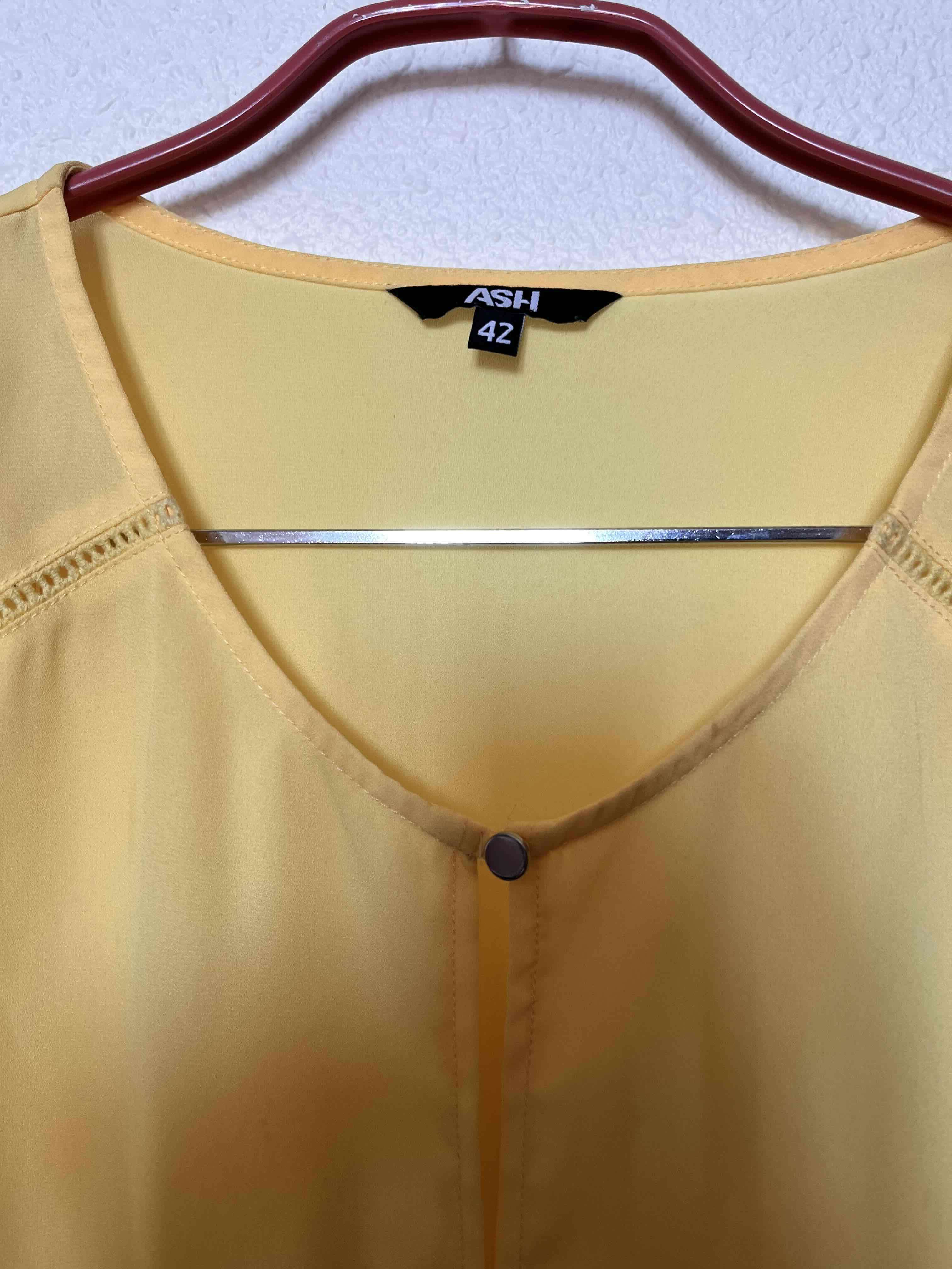 Blusa amarilla manga larga - miniatura 2