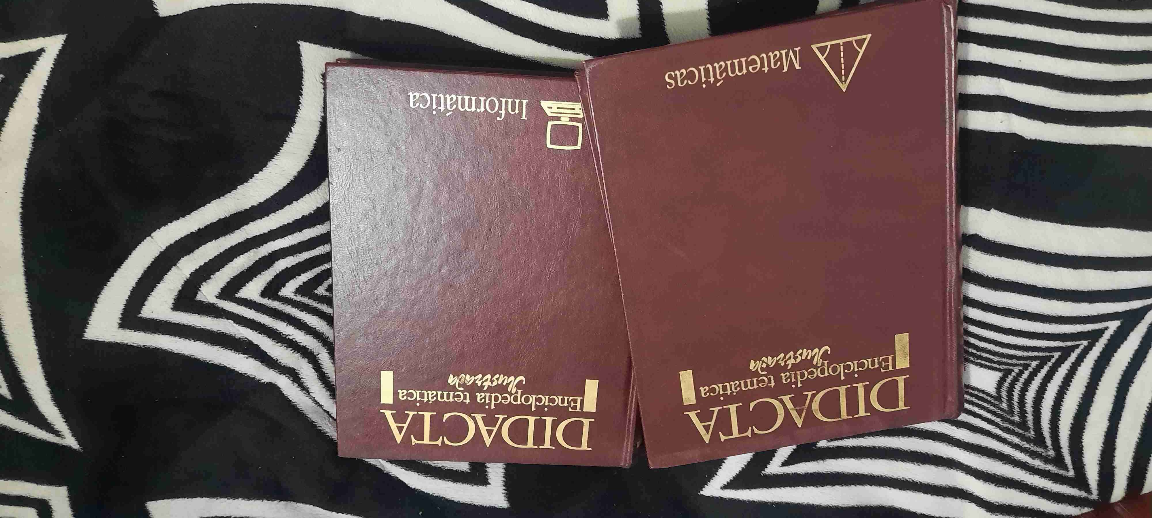 Set de enciclopedias temática - miniatura 1