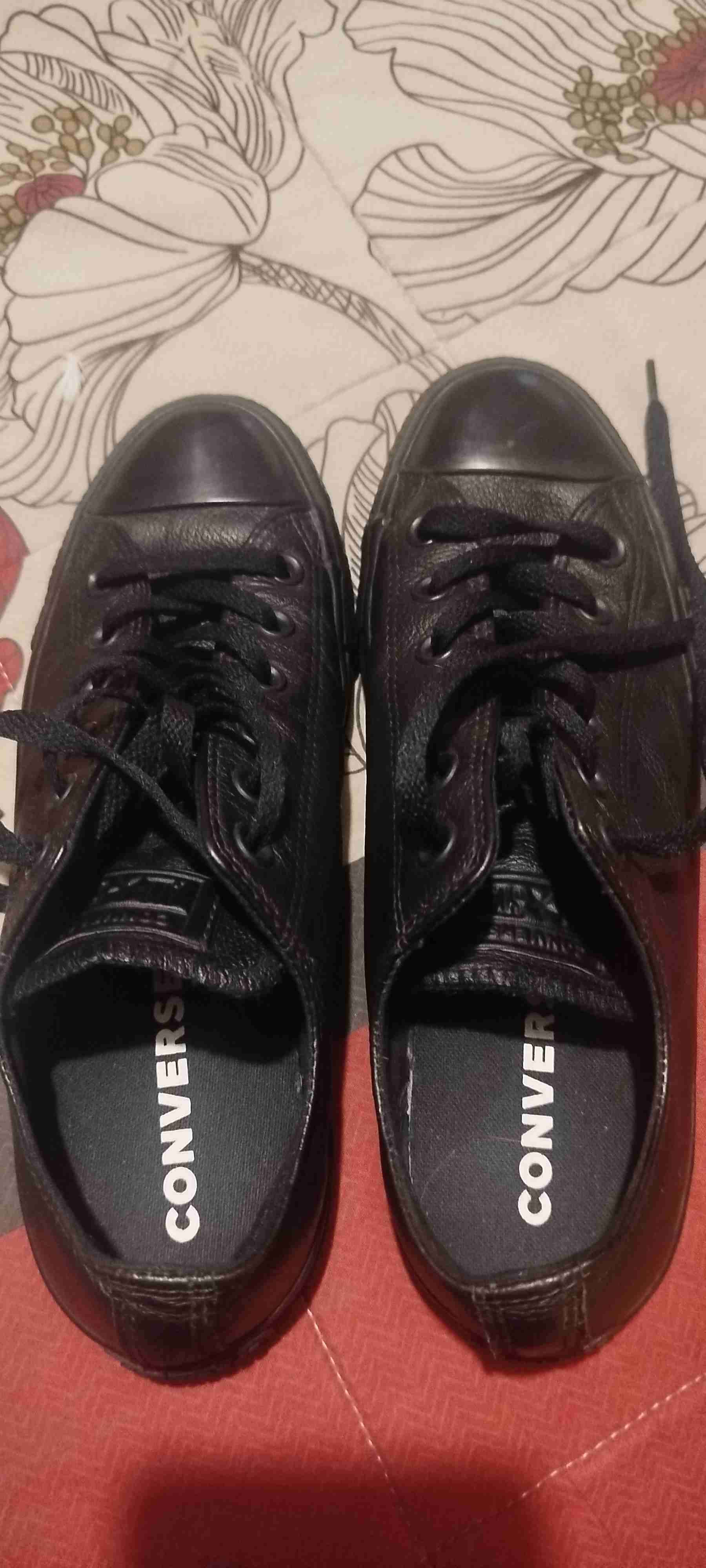 Zapatillas negras Converse de cuero - miniatura 1