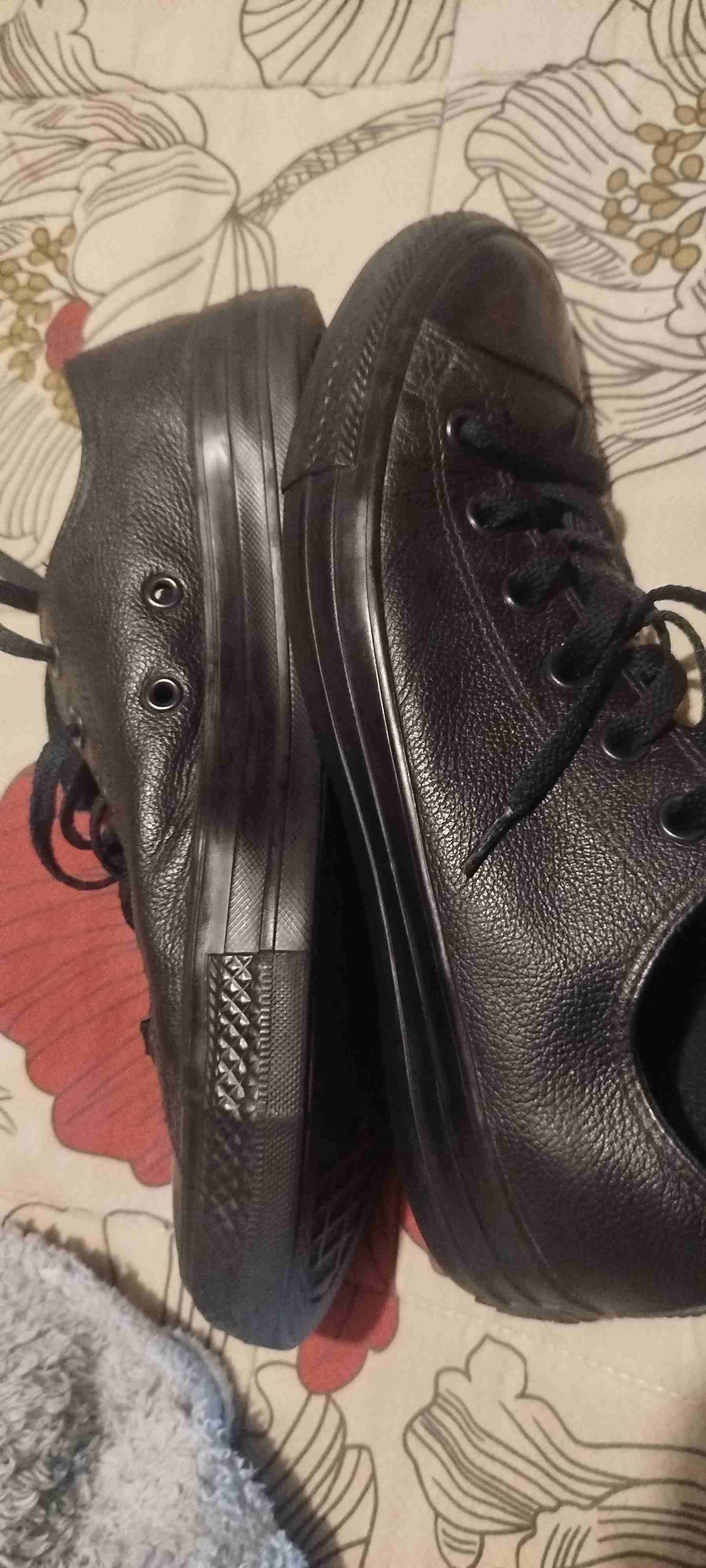 Zapatillas negras Converse de cuero - miniatura 4