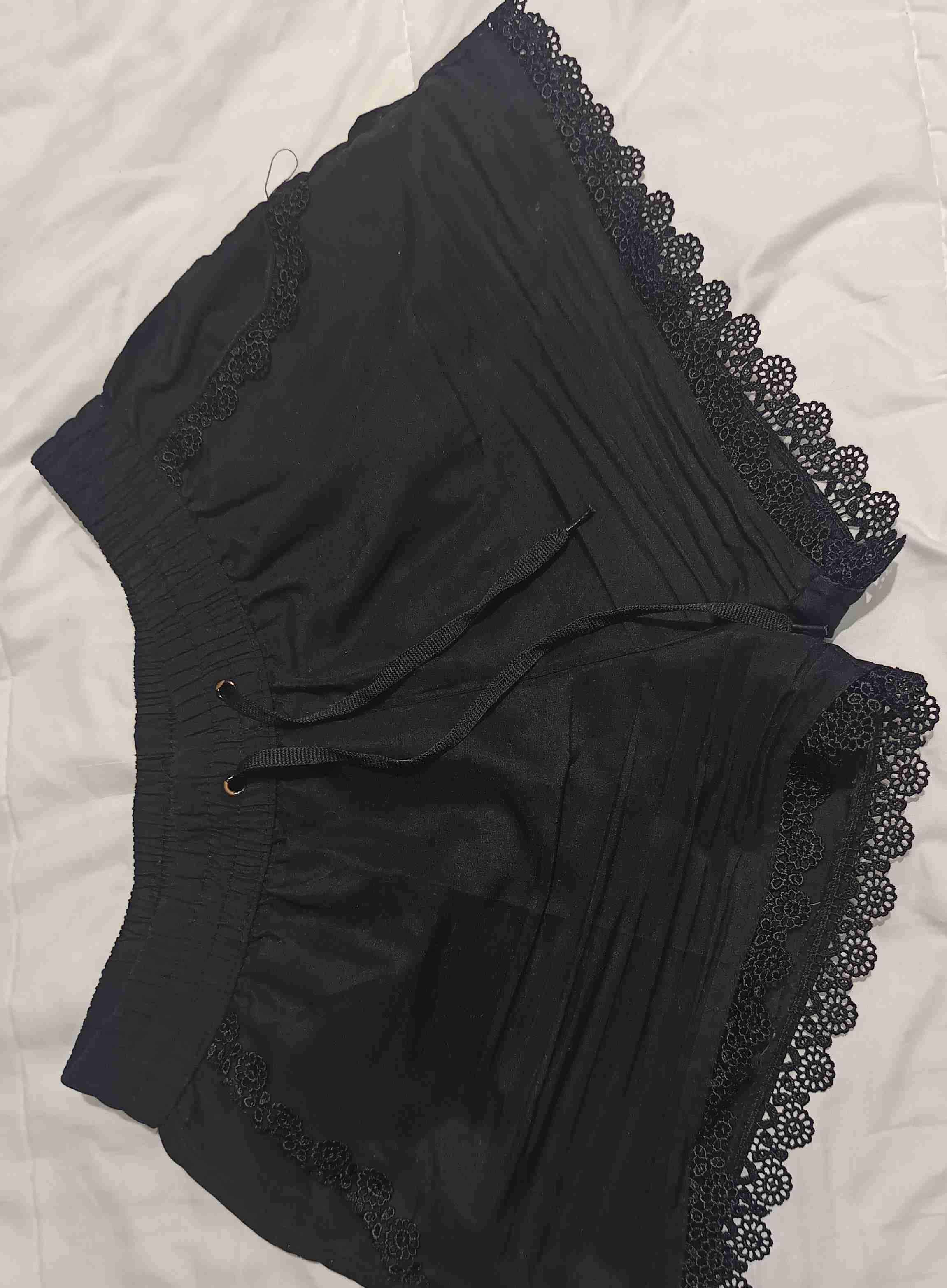 Short de encaje negro - miniatura 1