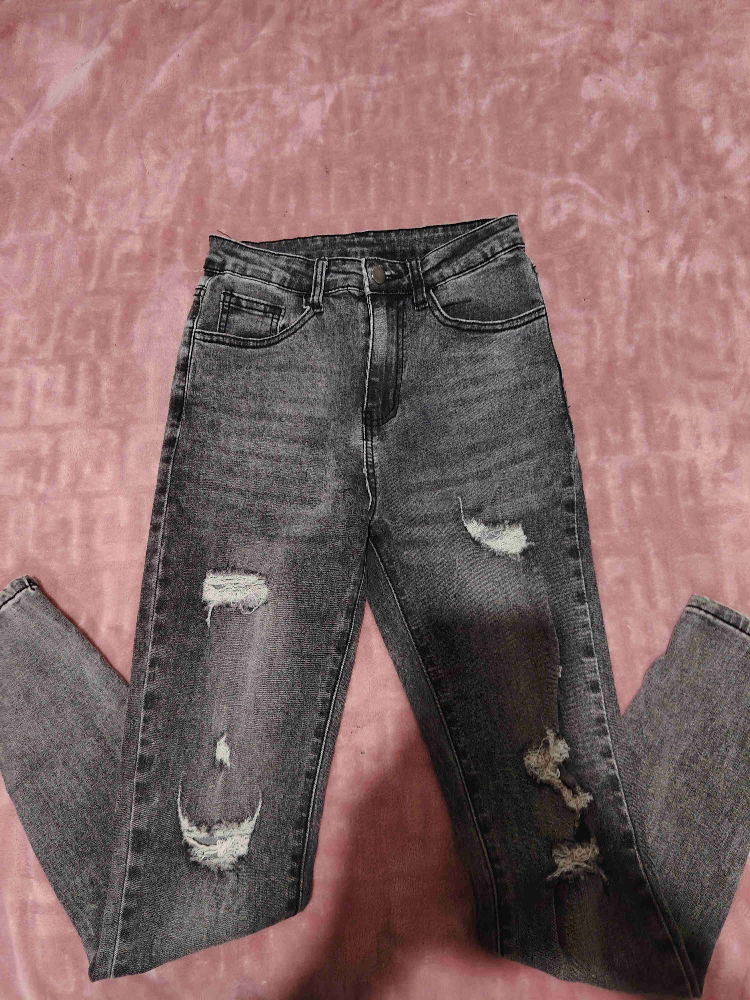 Jeans negros rotos - miniatura 1