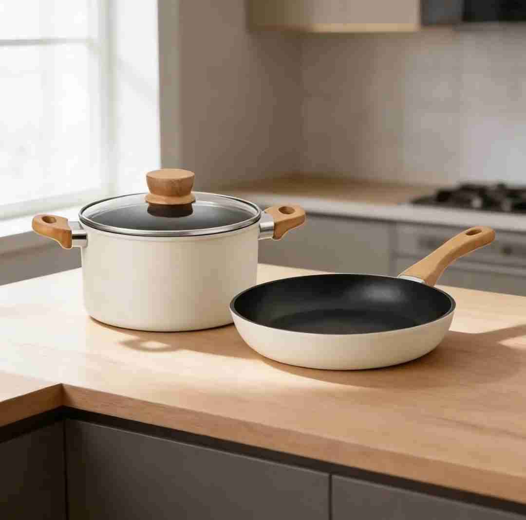 Juego de Olla + Sartén Antiadherentes Holstein. - miniatura 1