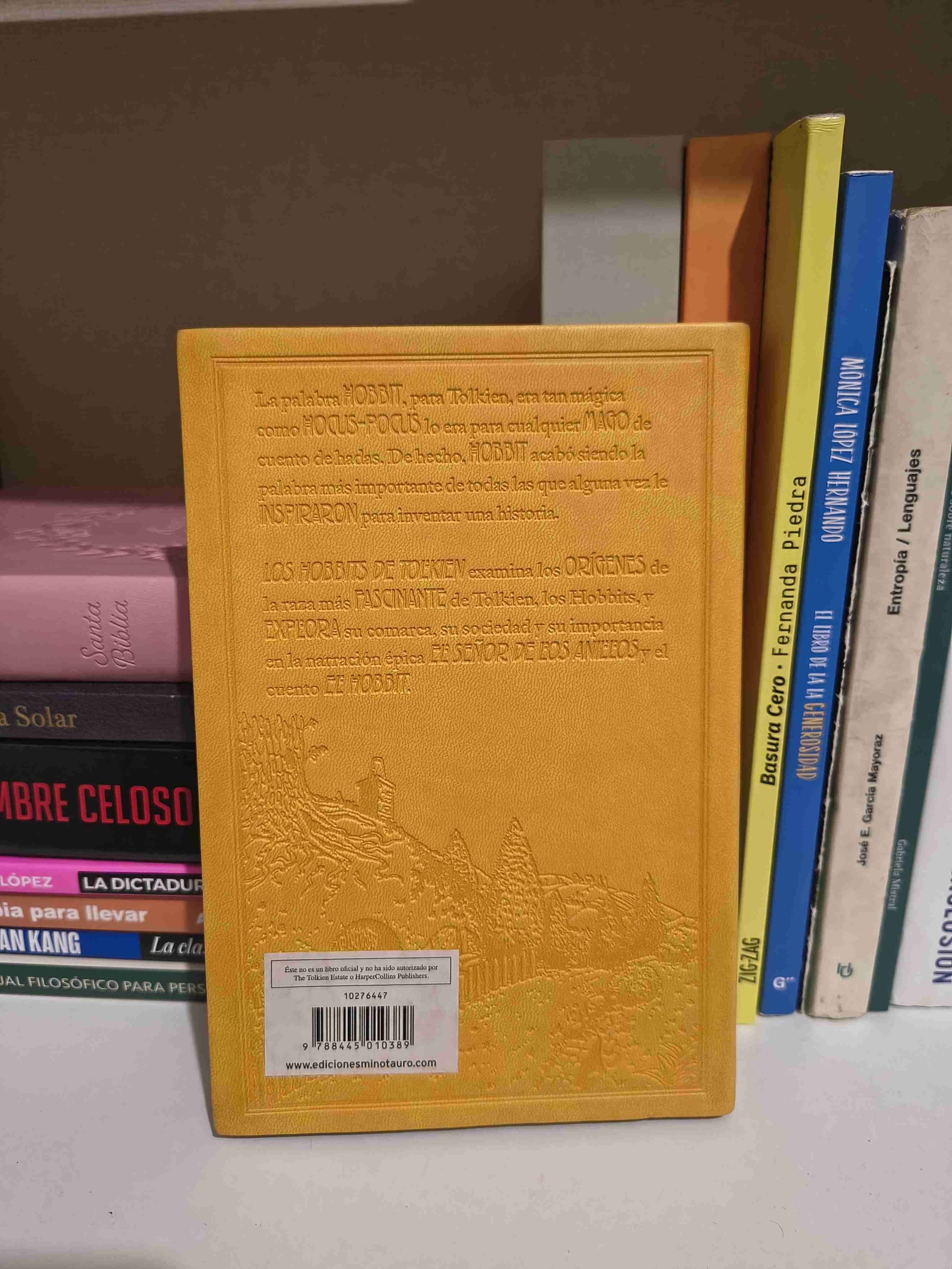 Libro 'Los Hobbits de Tolkien' - miniatura 2