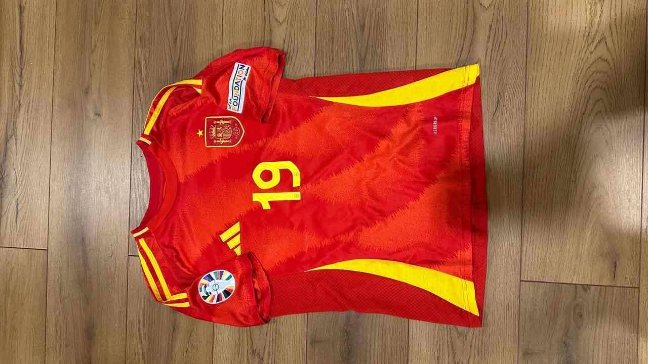 Camiseta España número 19 - miniatura 1