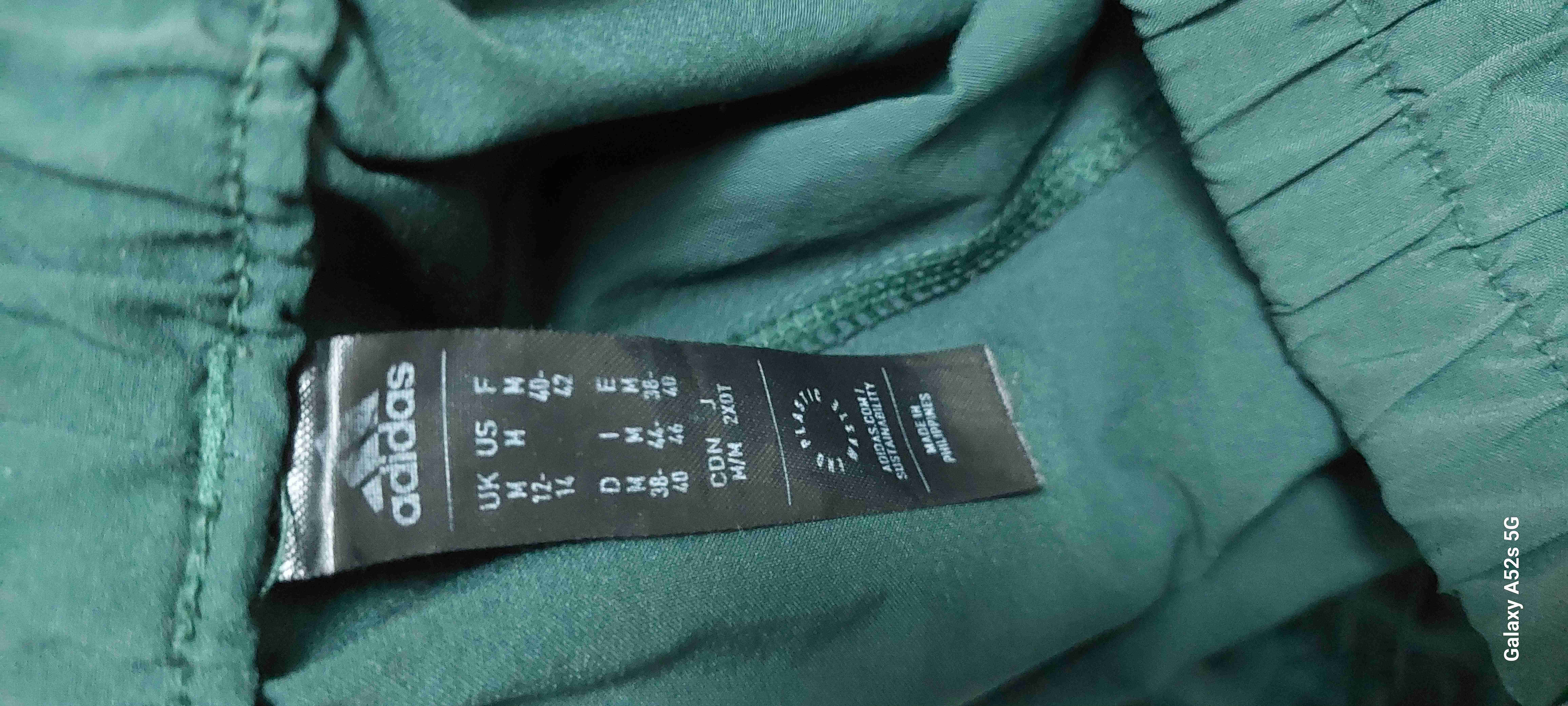 Pantalón buzo deportivo marca adidas, original - miniatura 3