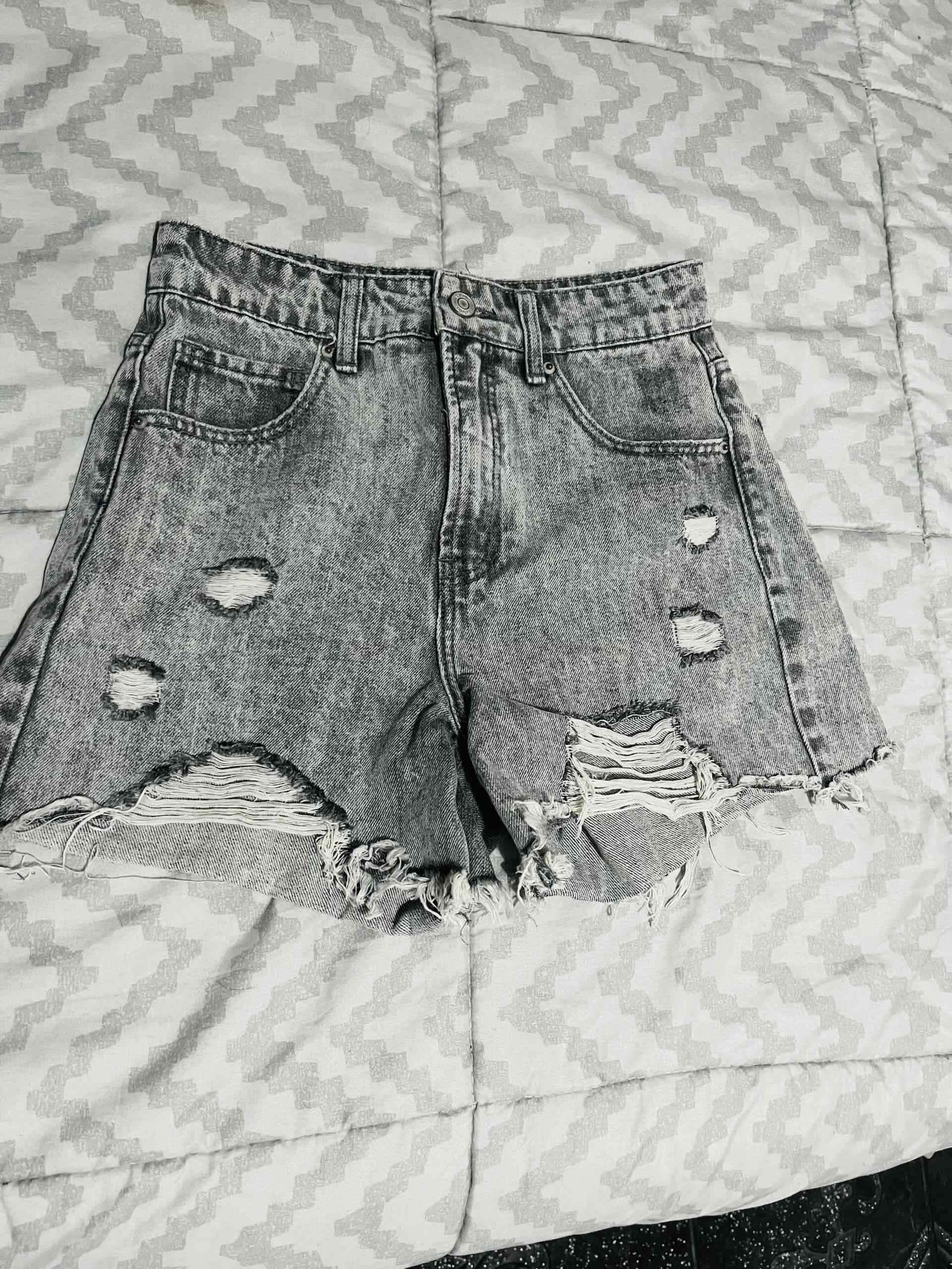 2 Shorts de mezclilla - miniatura 2