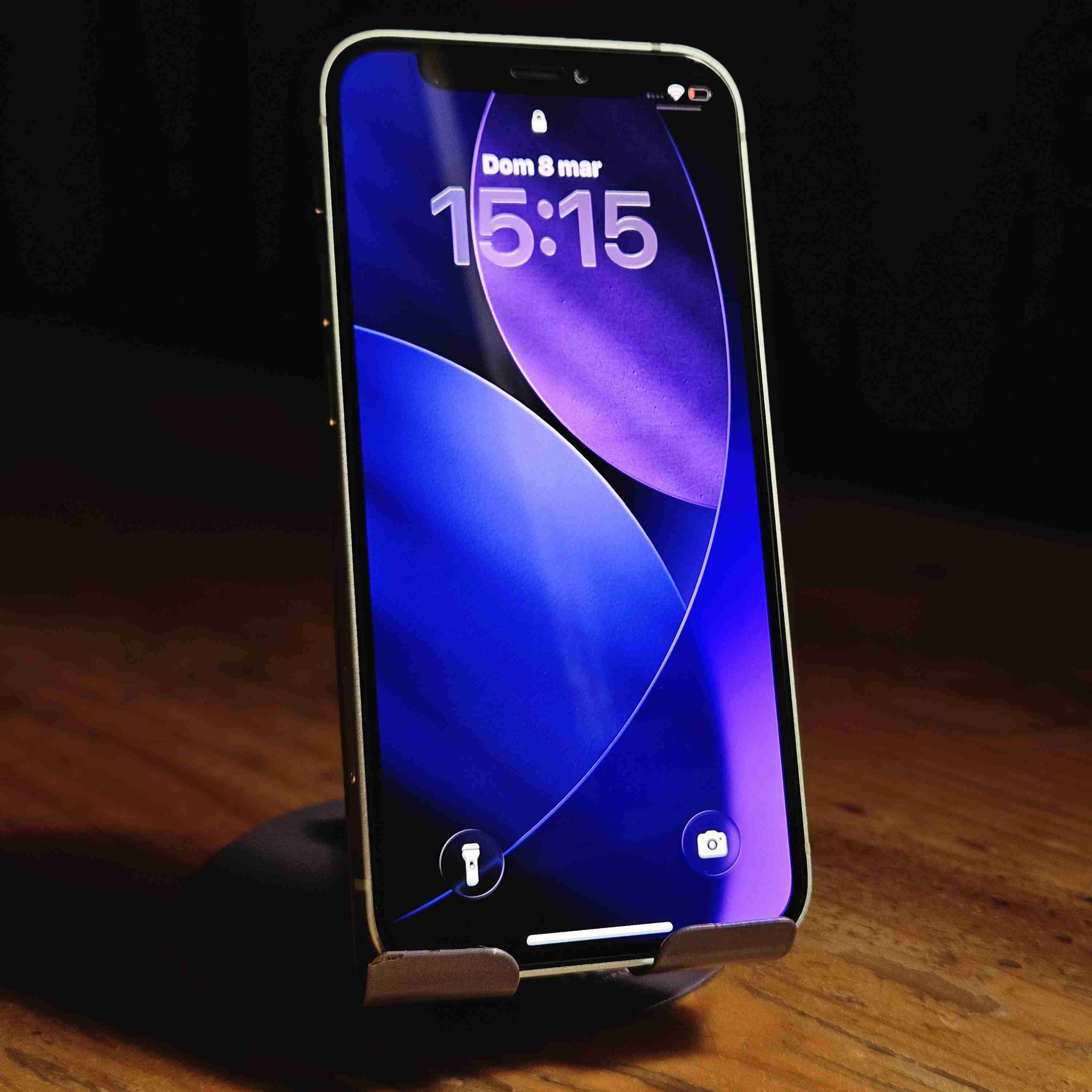 Iphone 12 mini con 98% bateria - miniatura 1