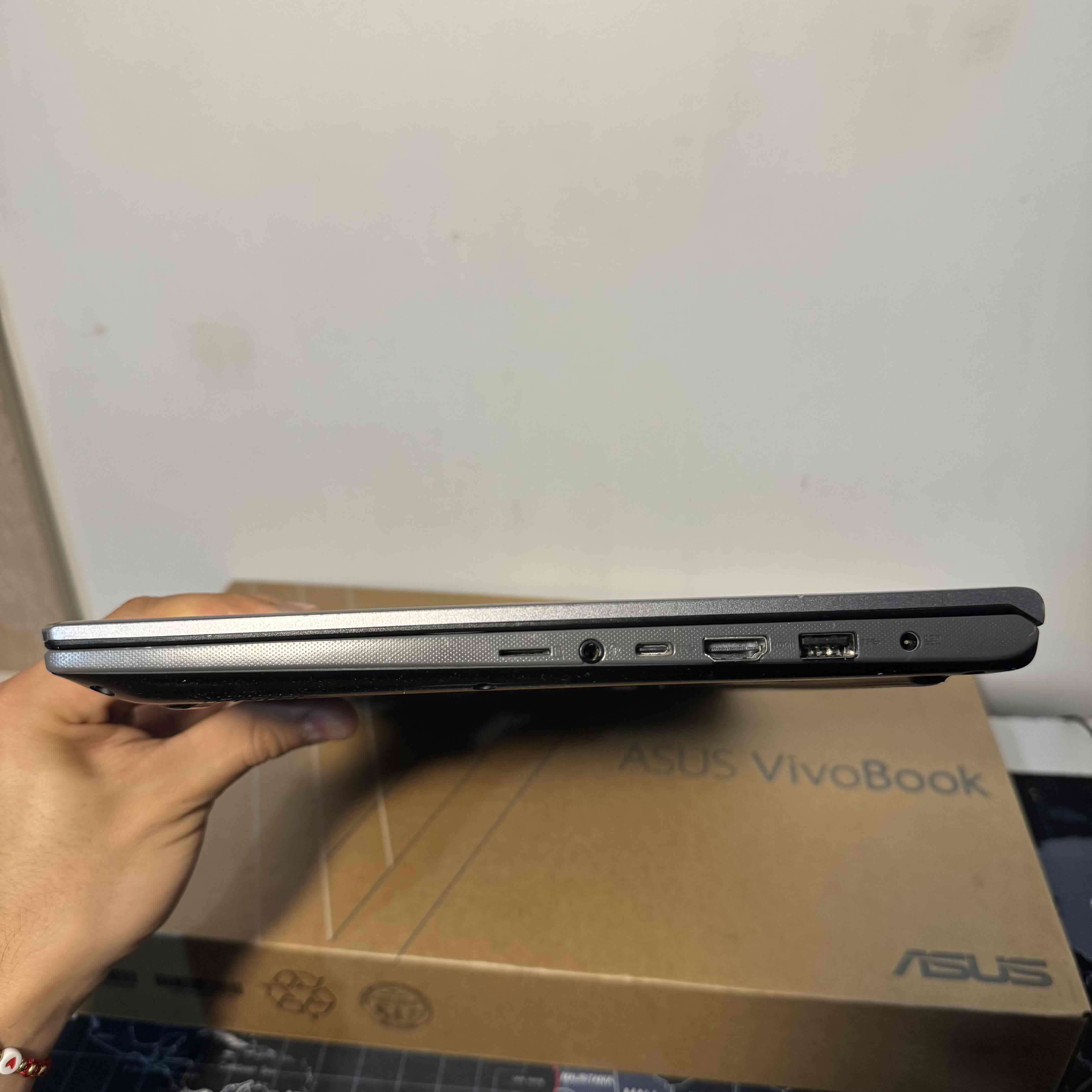 Notebook ASUS VivoBook 15 FHD HDR Tactil. - miniatura 5