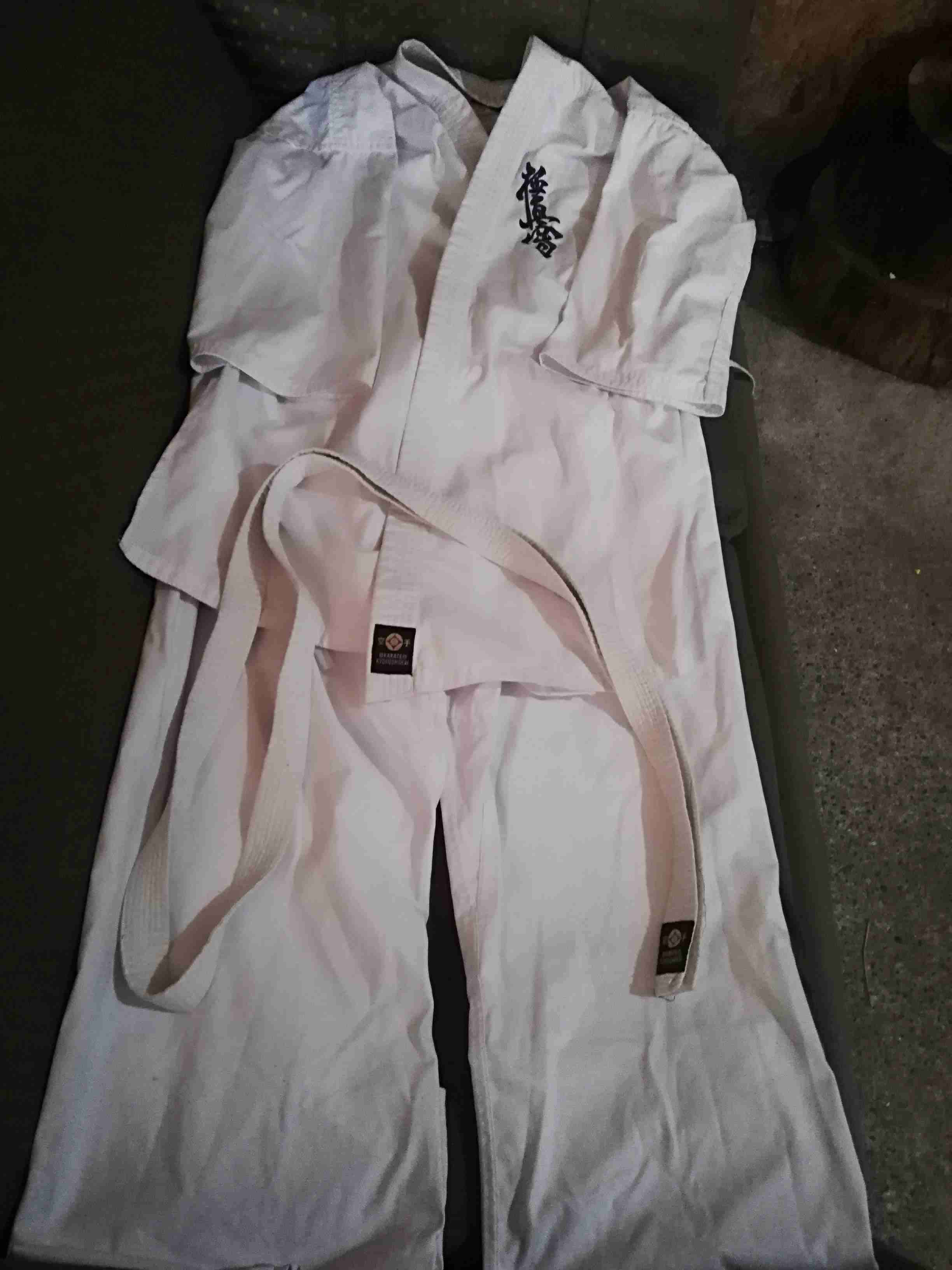 Traje de karate para adulto