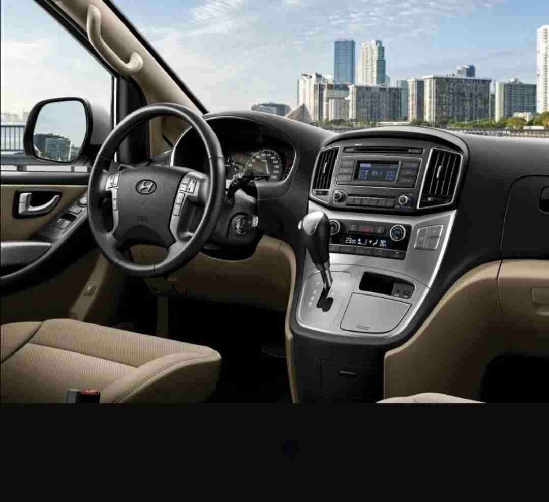 Bisel adaptador radio Hyundai H1 - miniatura 2