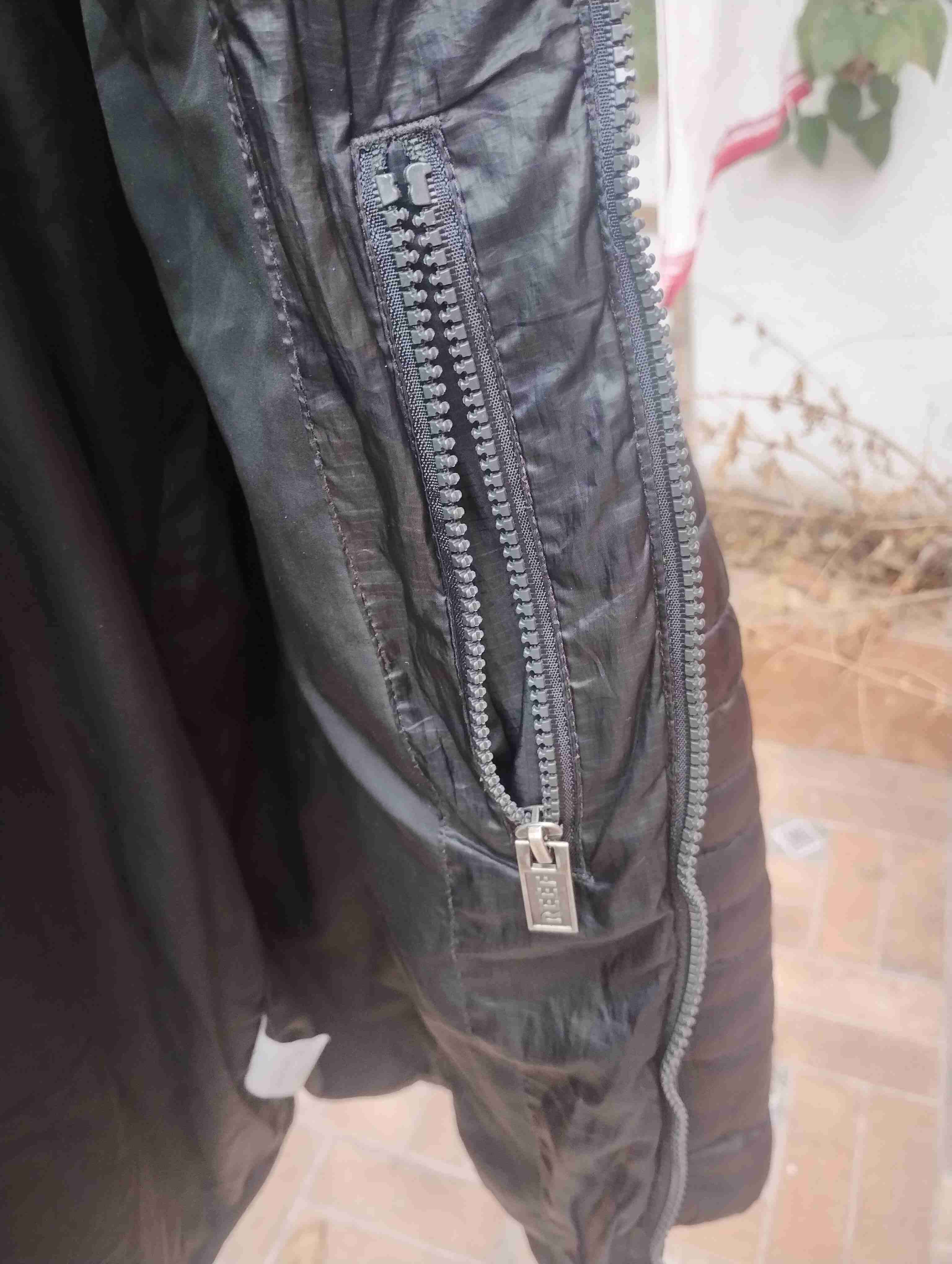 Chaqueta acolchada negra Reef - miniatura 4