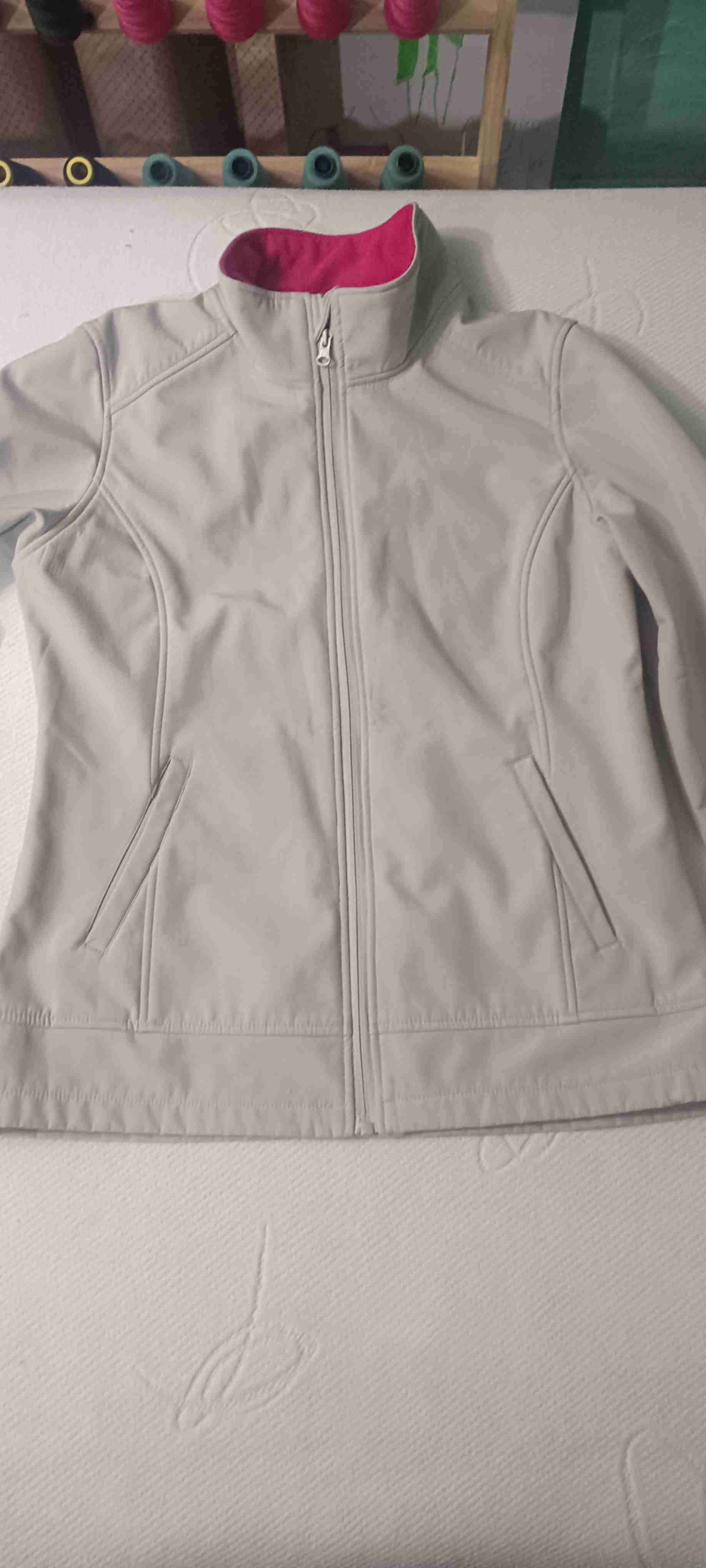 Chaqueta beige de mujer - miniatura 1