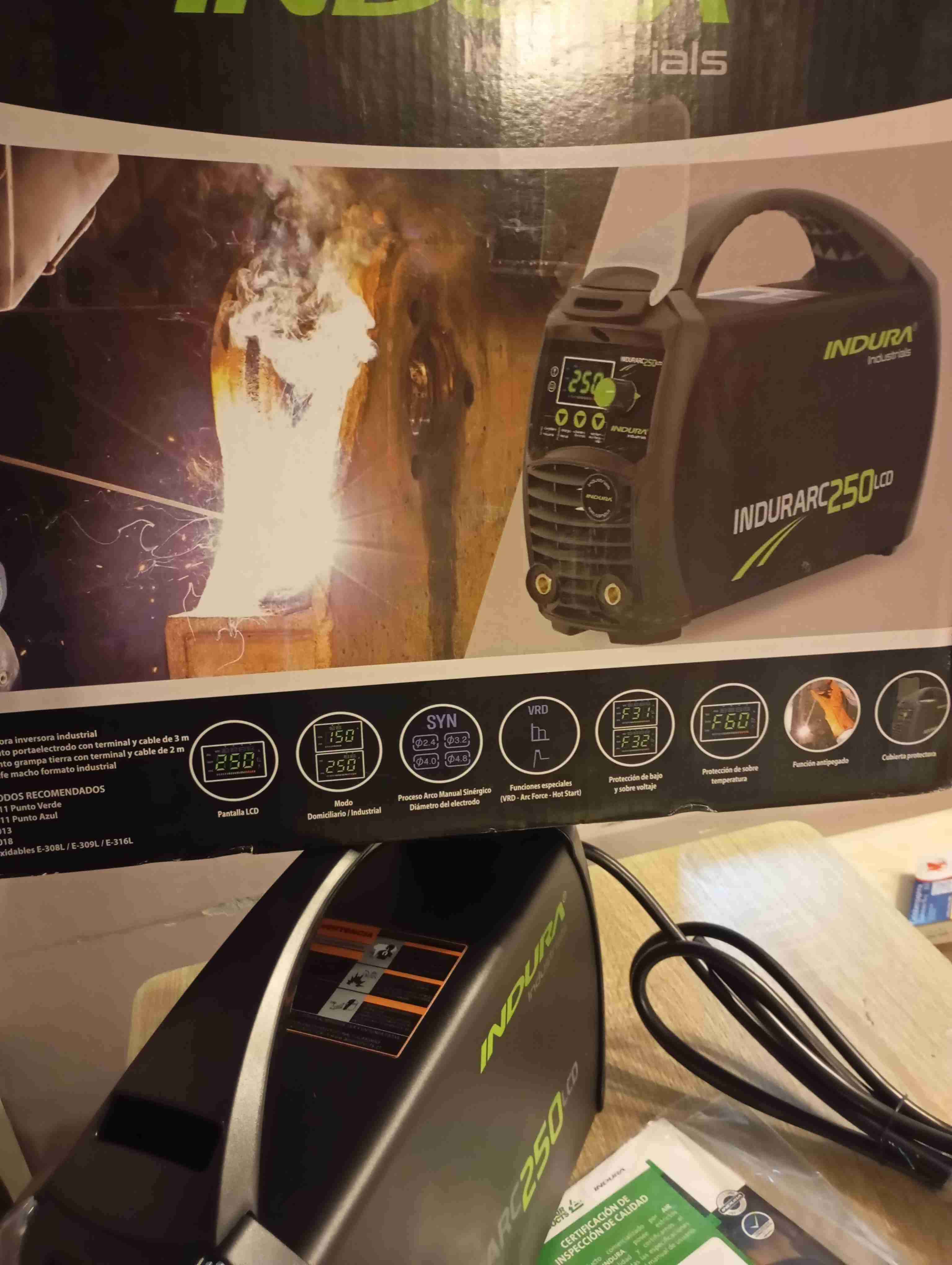Soldadora Indurarc 250 LCD - miniatura 2