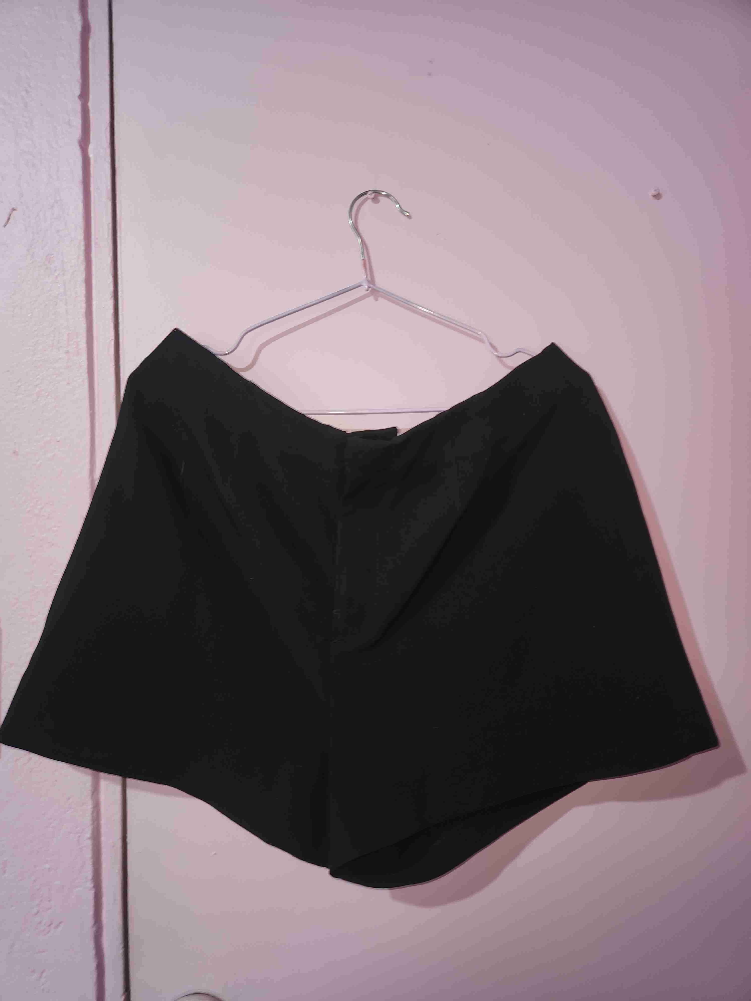 Shorts negros elegantes - miniatura 1