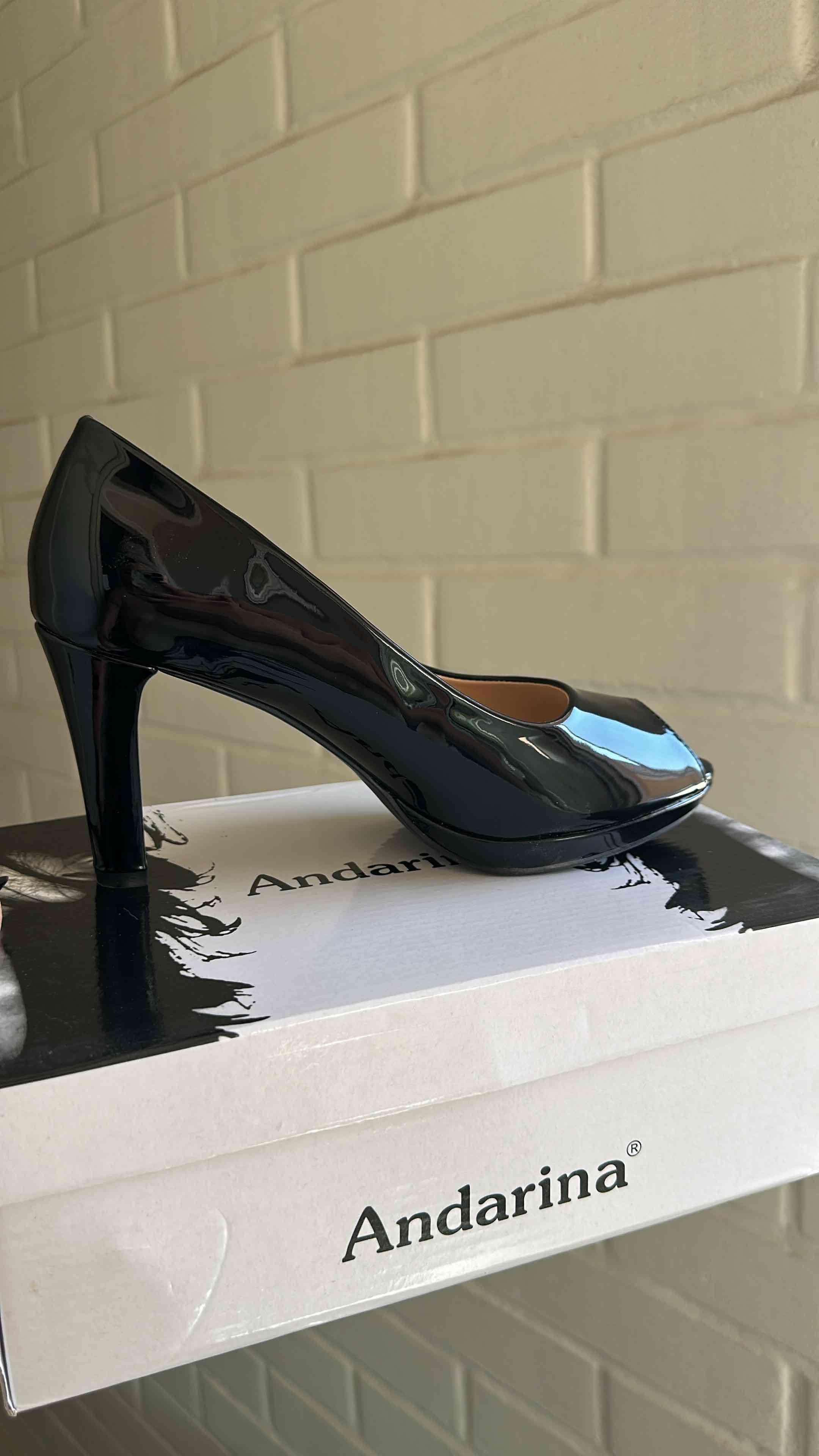 Zapatos de tacón negro Andarina - miniatura 2