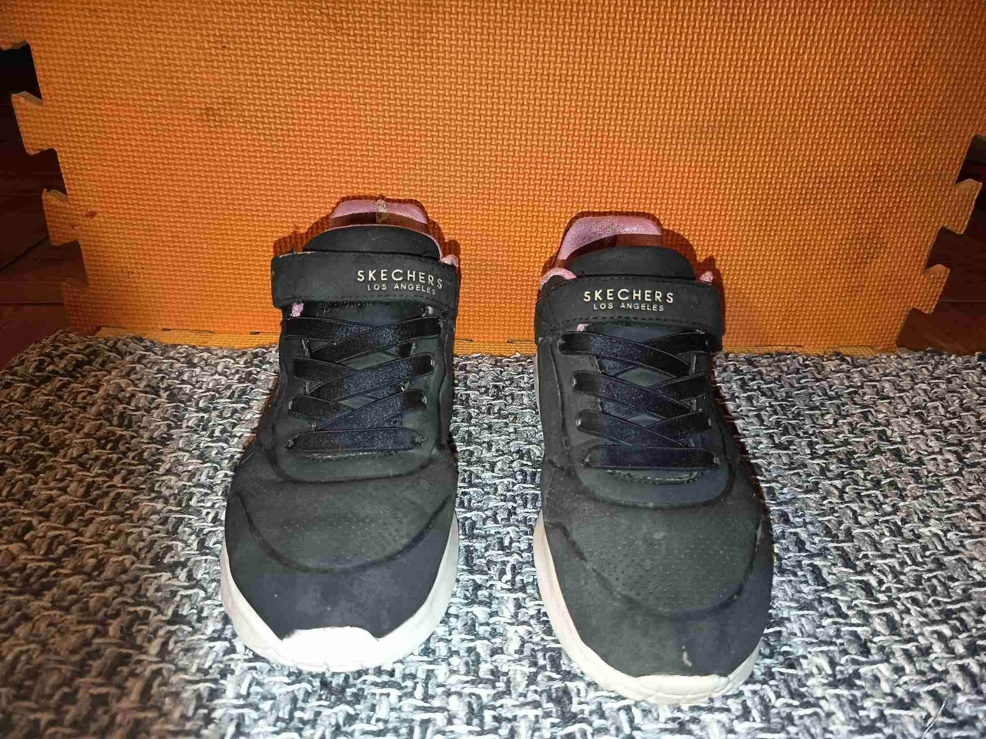 Zapatillas Skechers negras infantiles - miniatura 1