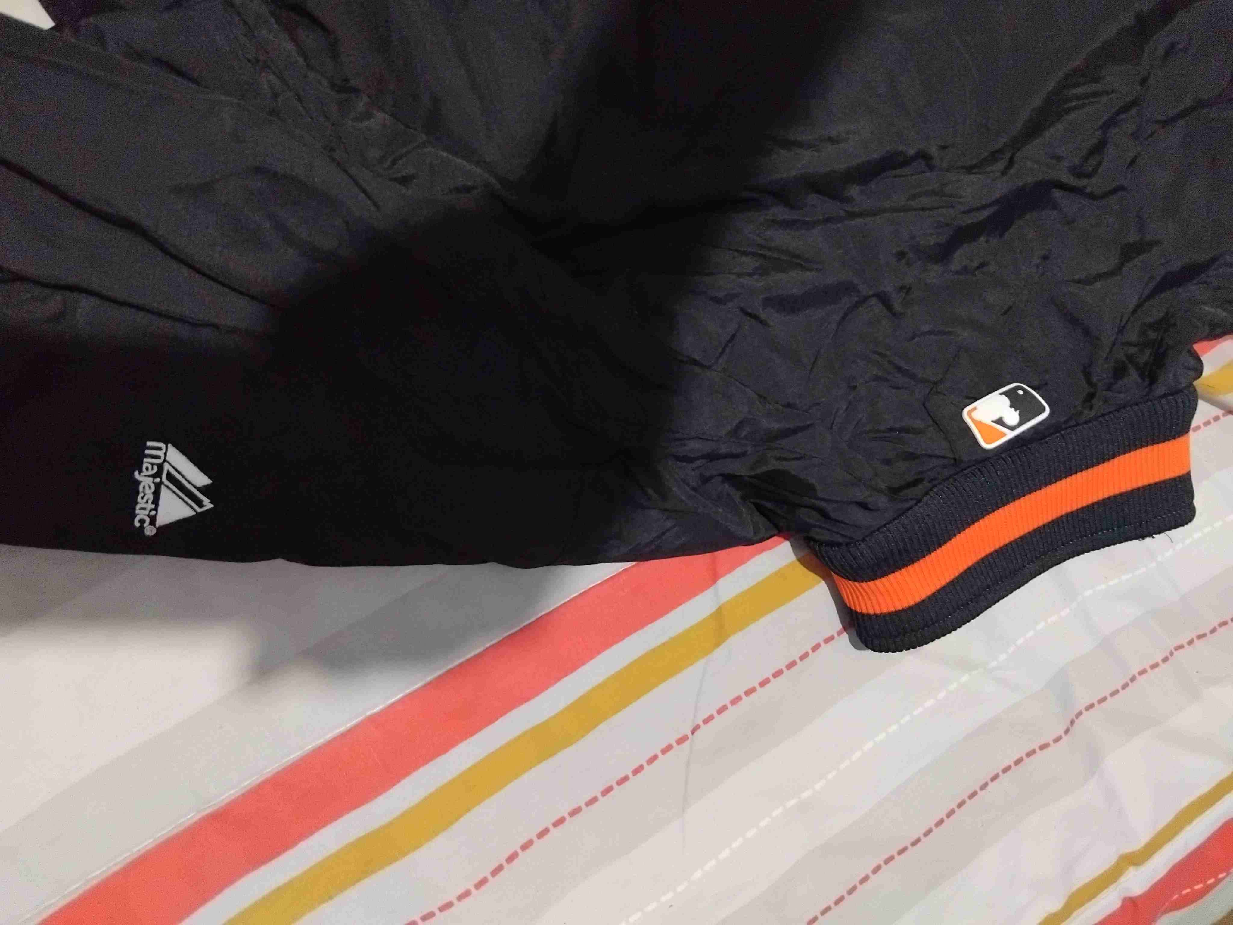 Chaqueta deportiva Majestic negra - miniatura 1